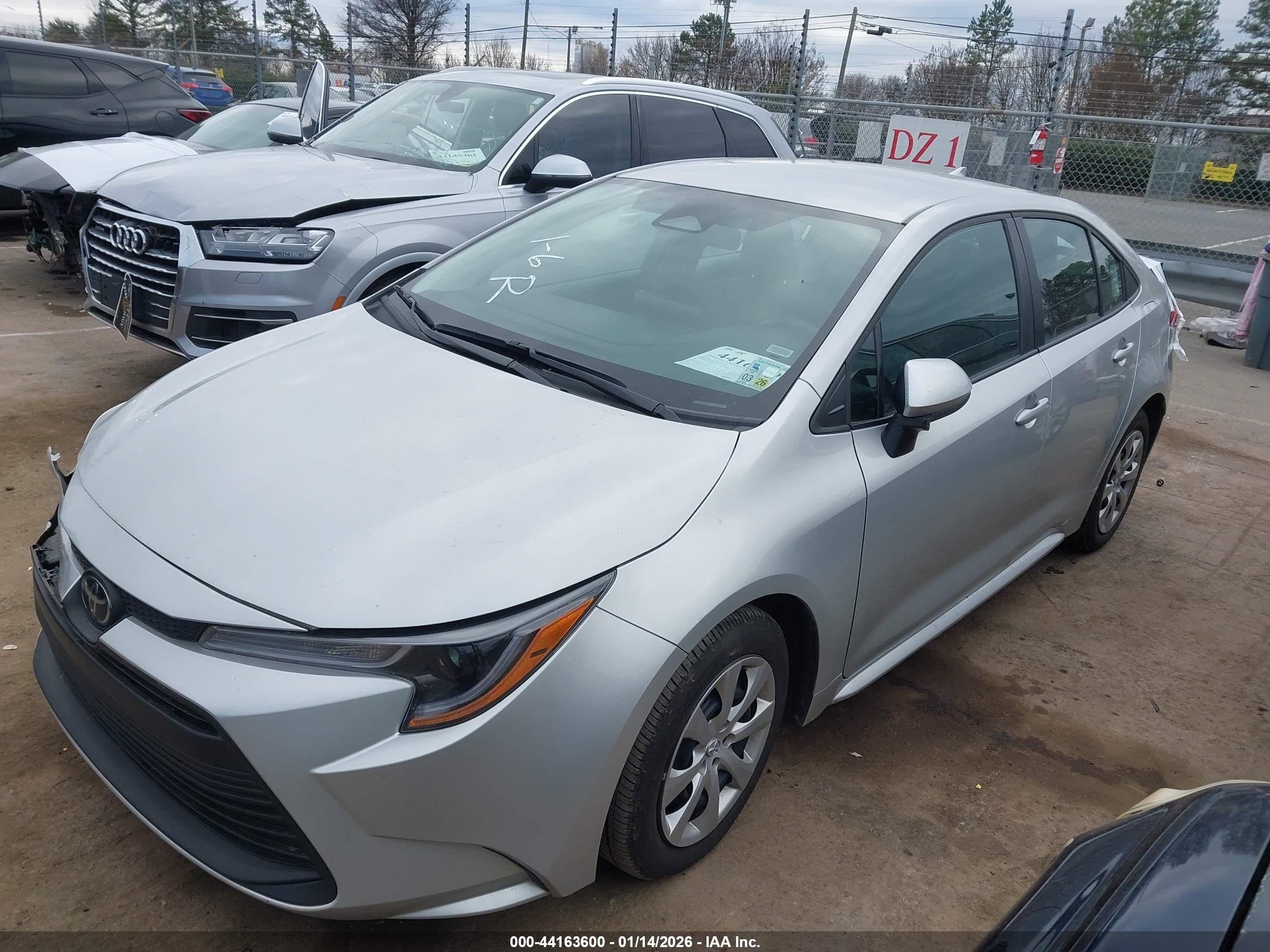 TOYOTA COROLLA image 2