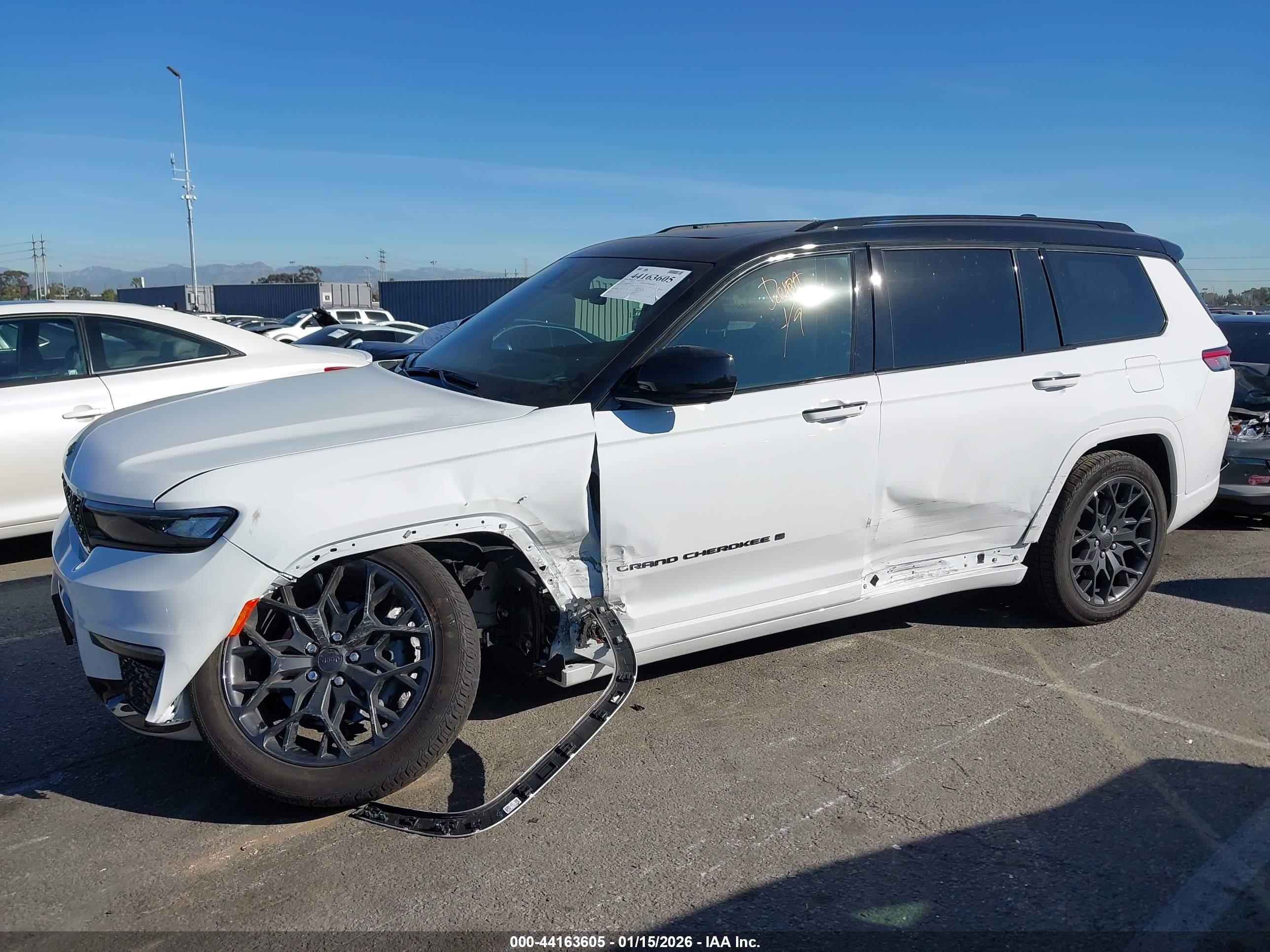 JEEP GRAND image 6