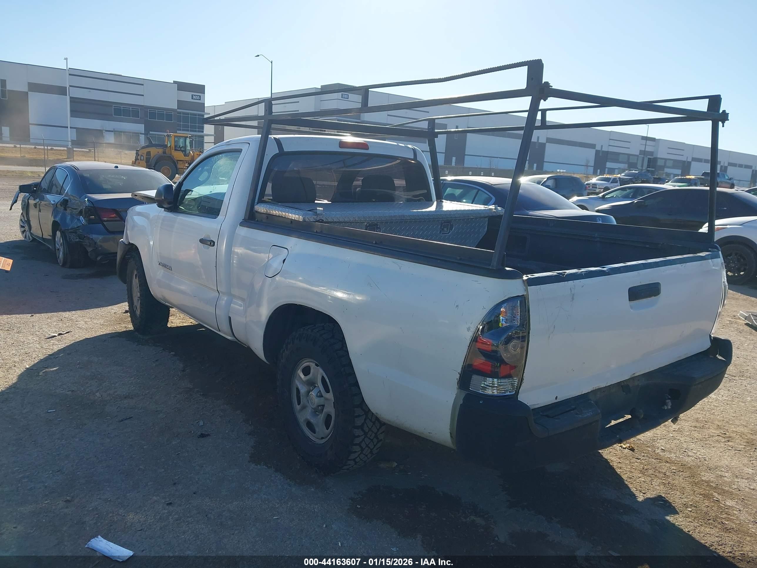 TOYOTA TACOMA image 3