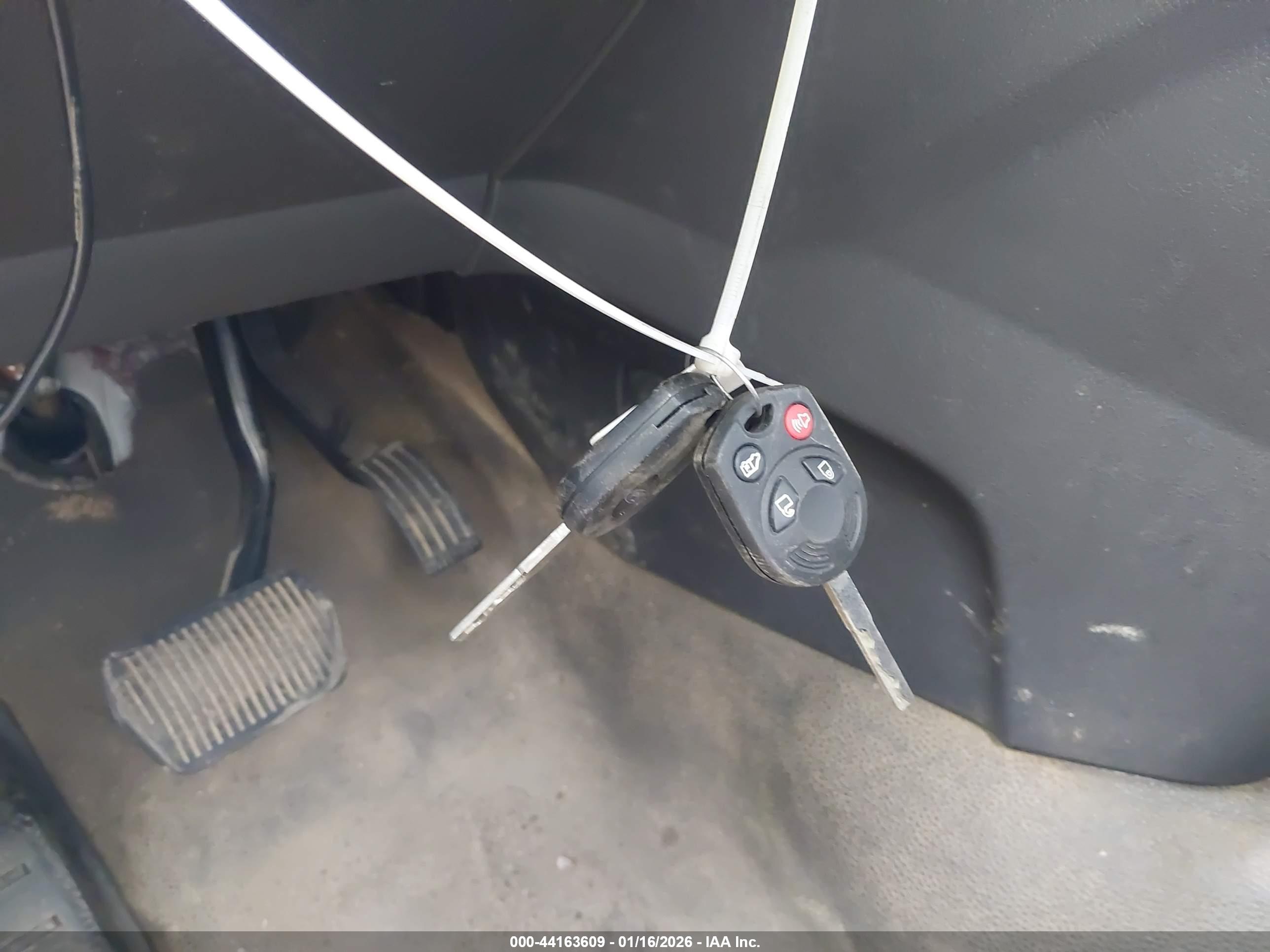 FORD TRANSIT image 11