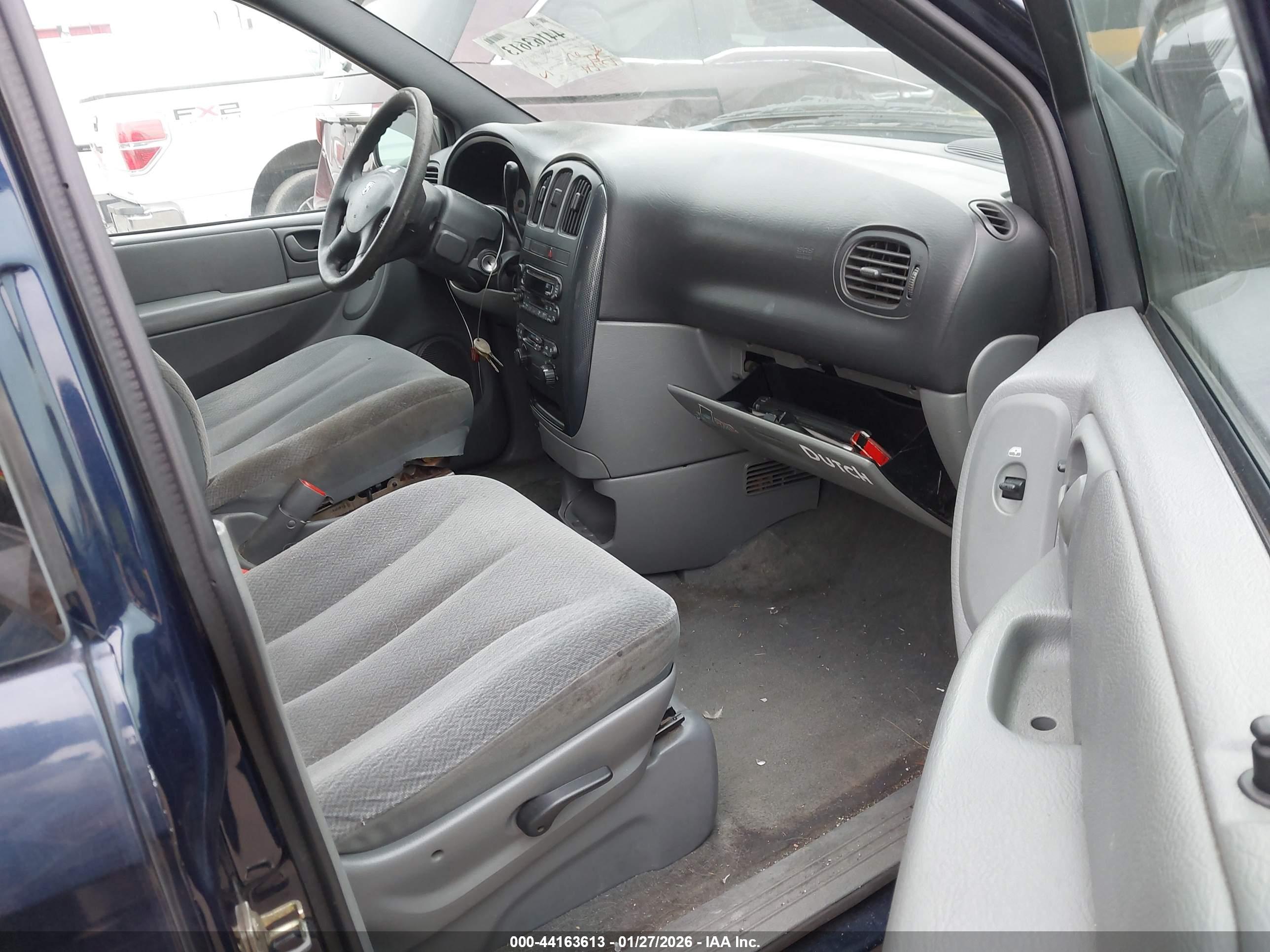 DODGE CARAVAN image 5