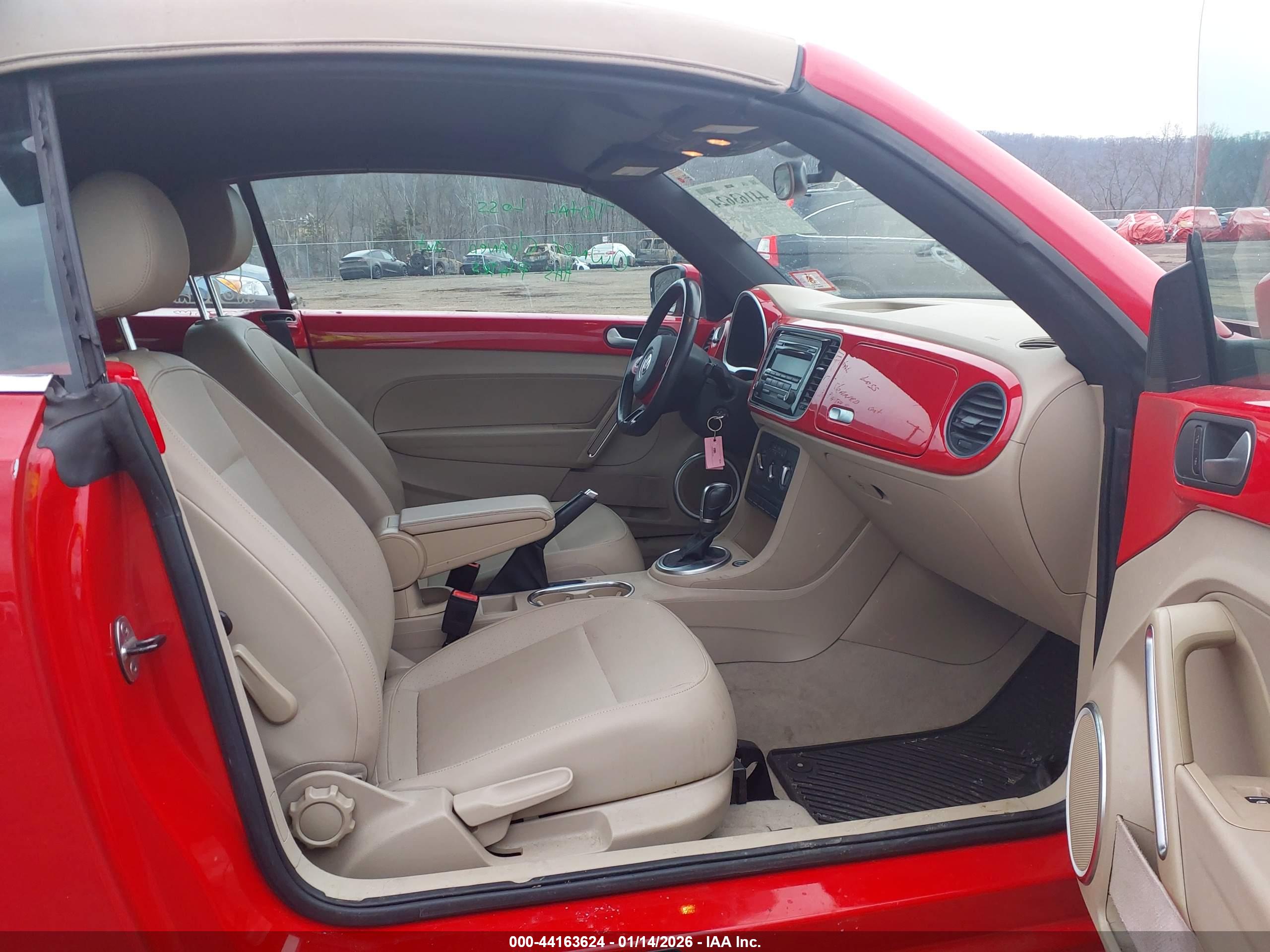 VOLKSWAGEN BEETLE image 5