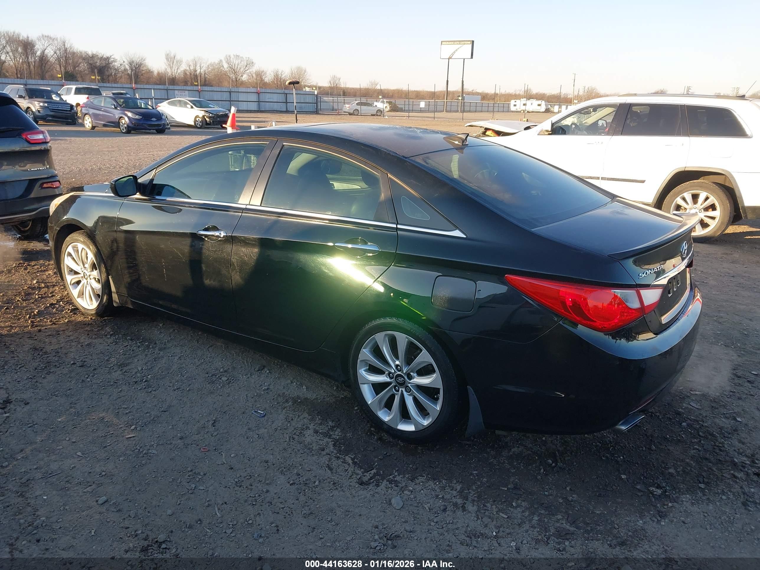 HYUNDAI SONATA image 3