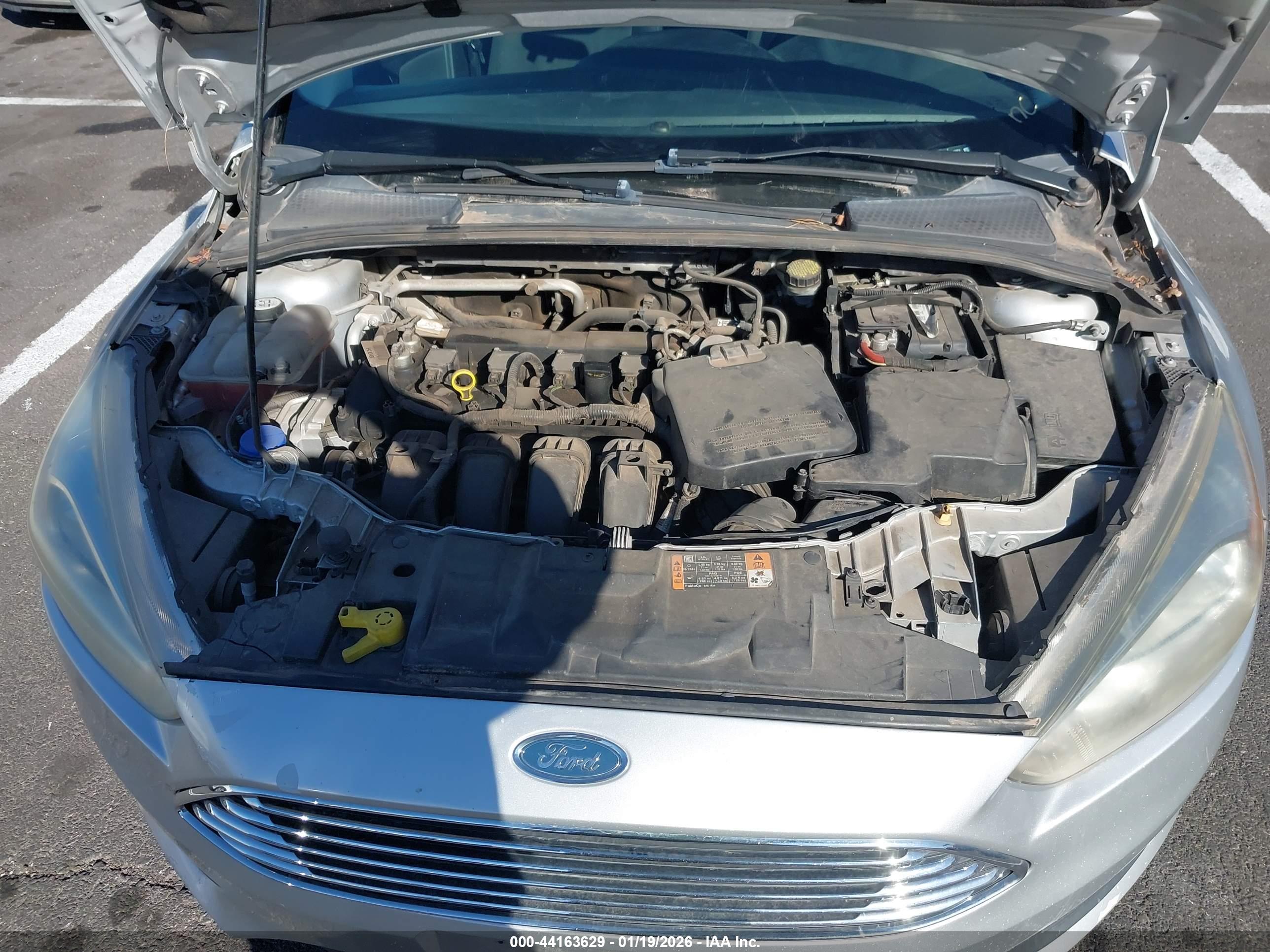 FORD FOCUS image 10