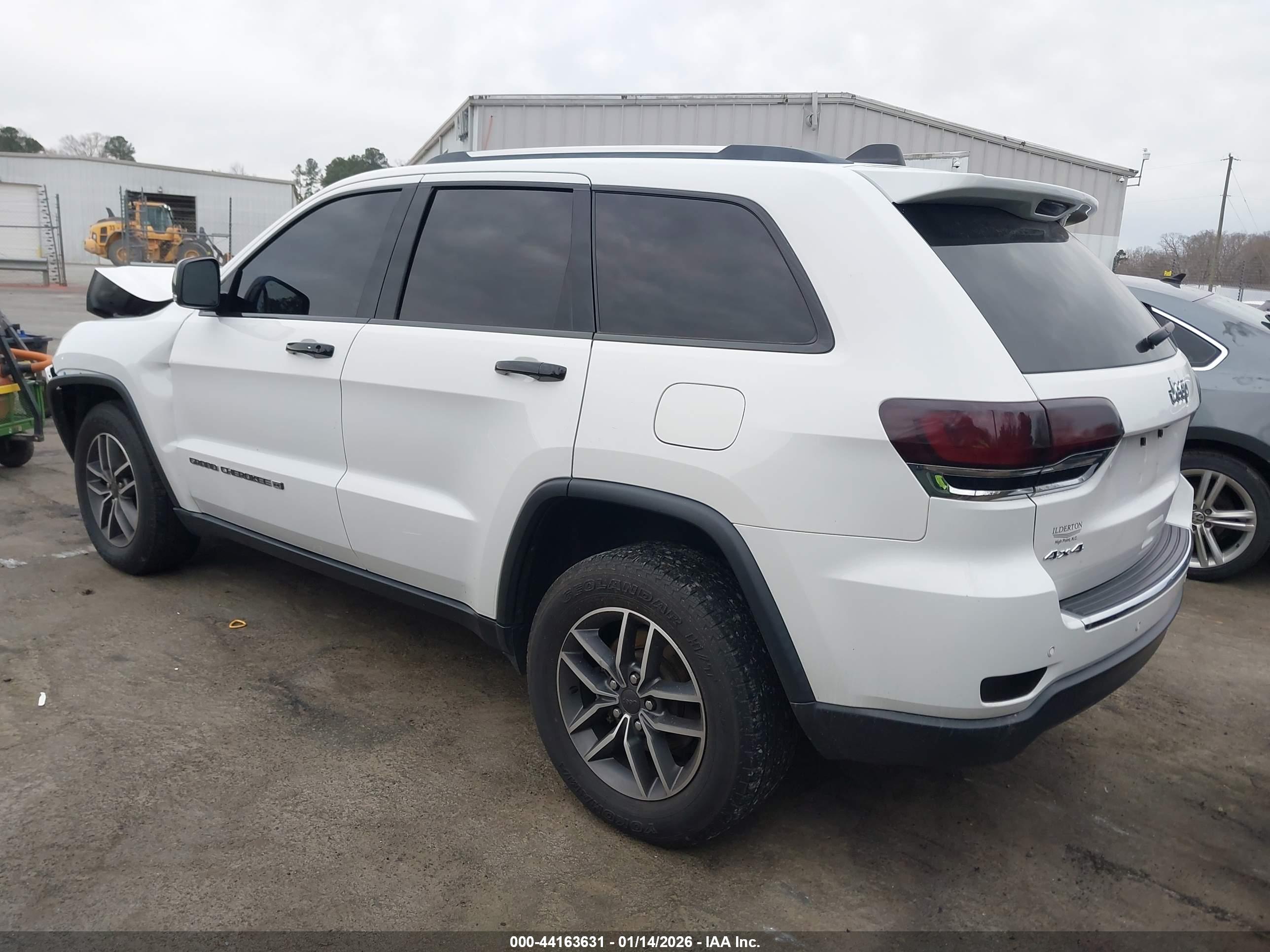 JEEP GRAND image 3