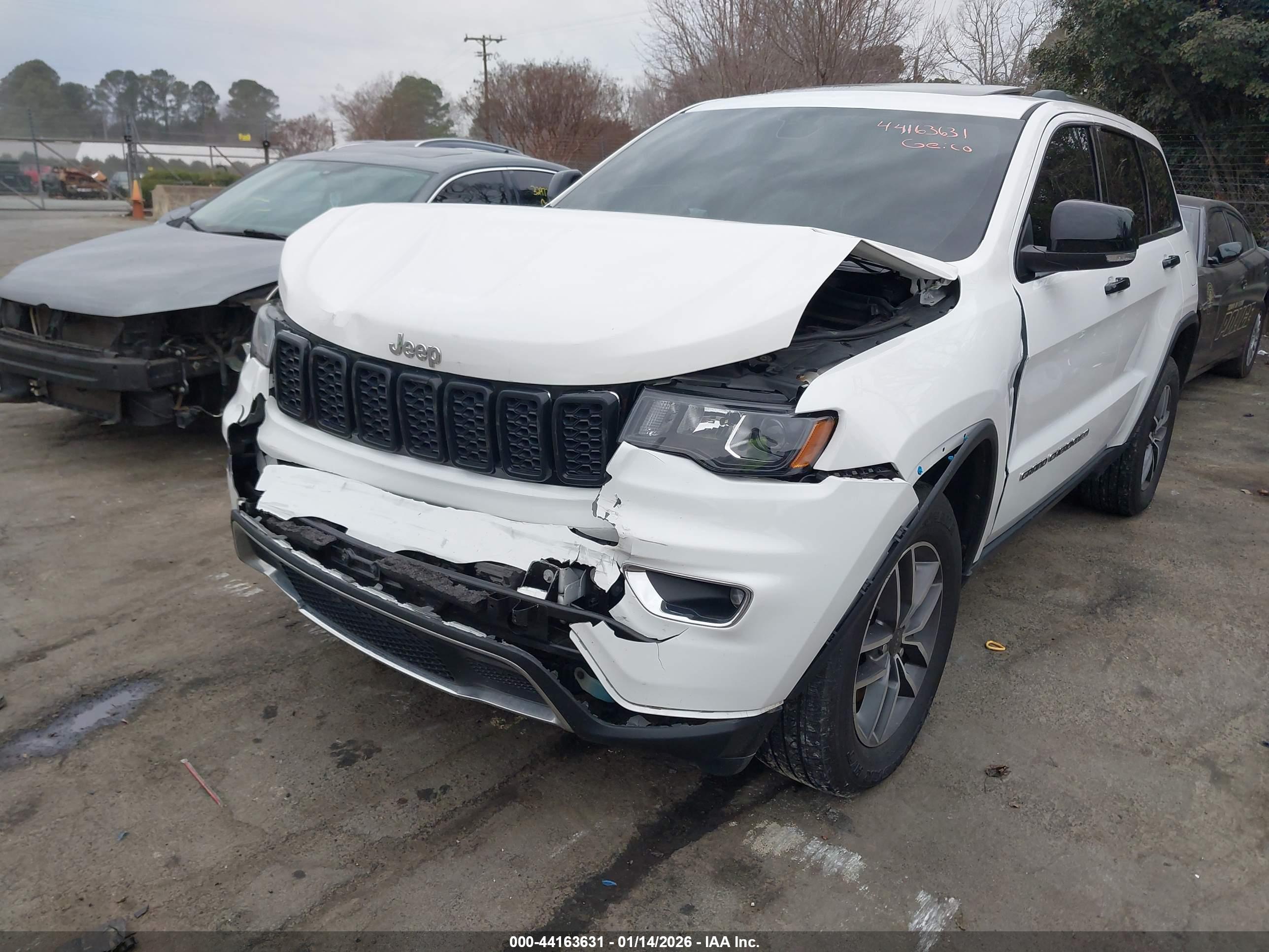 JEEP GRAND image 6
