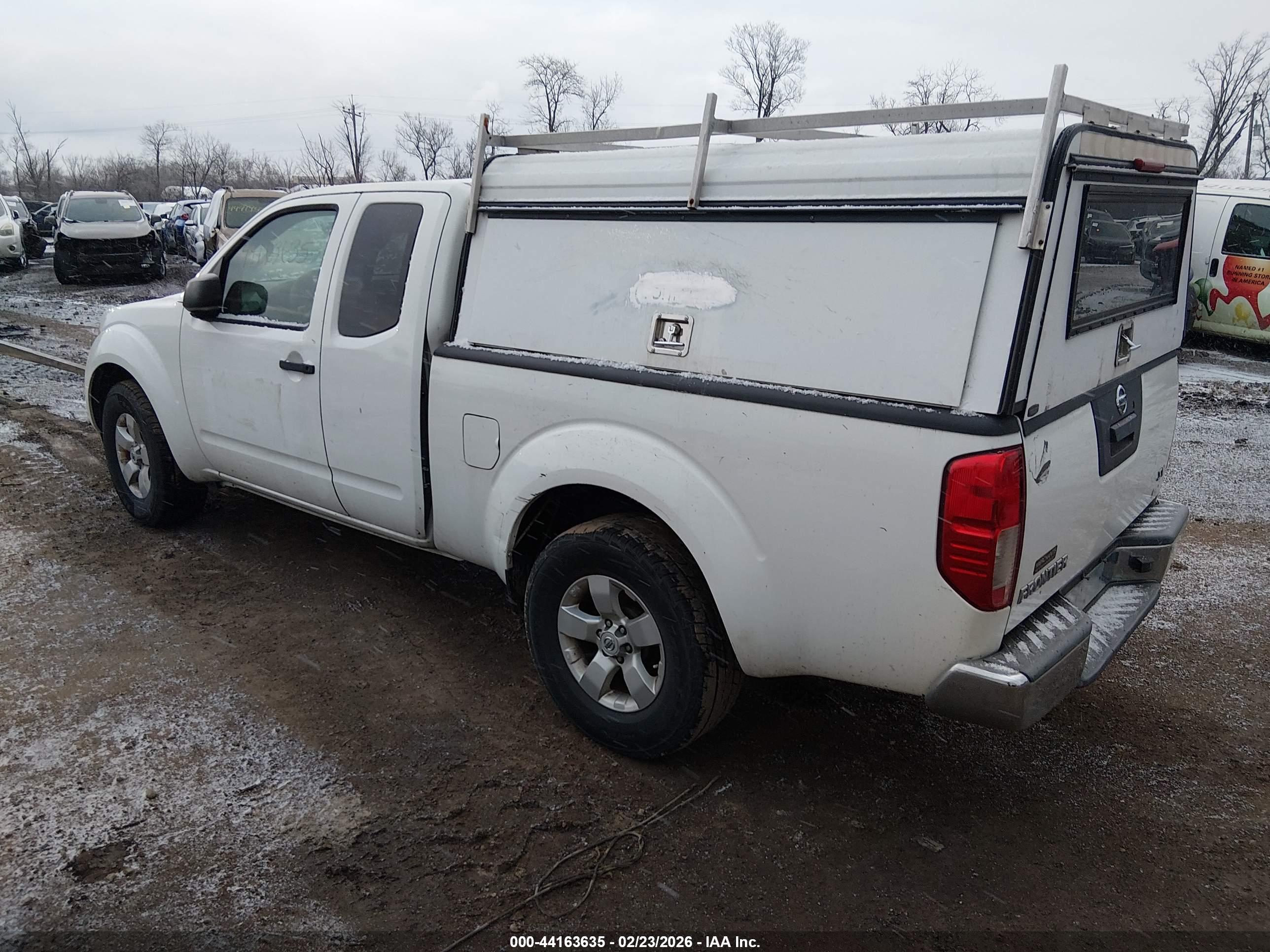 NISSAN FRONTIER image 3