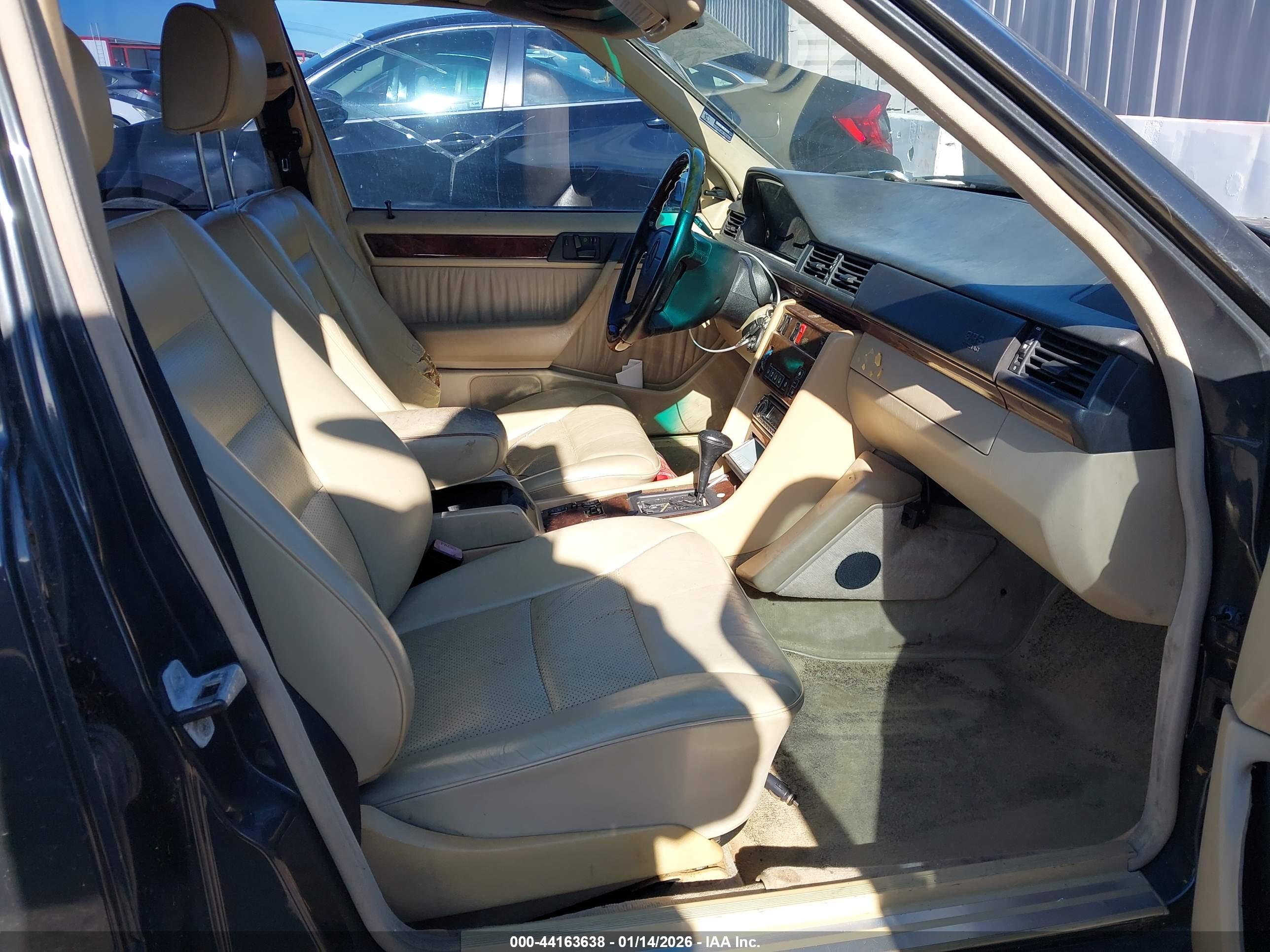 MERCEDES-BENZ 400 image 5