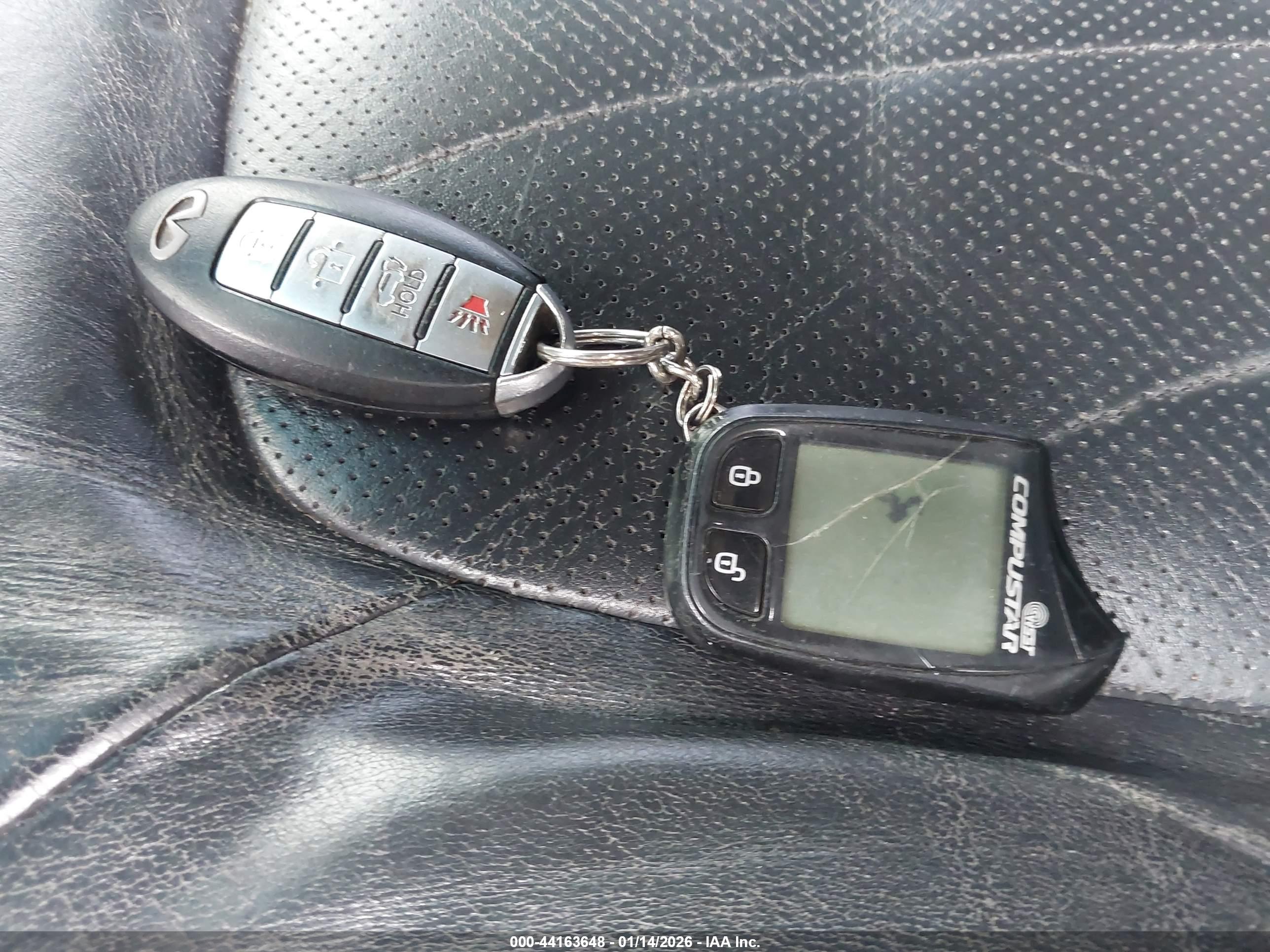 INFINITI QX56 image 11