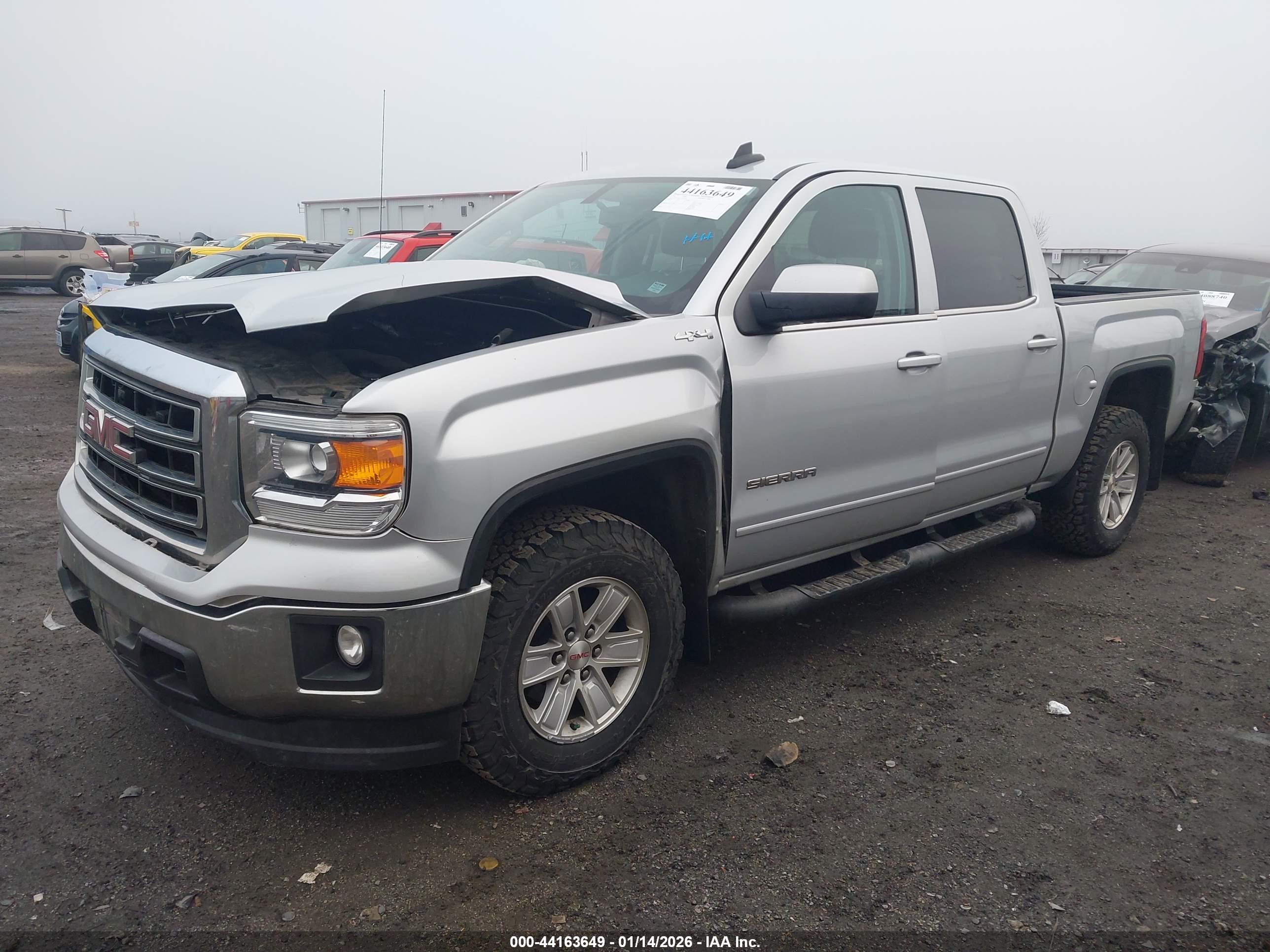 GMC SIERRA image 2