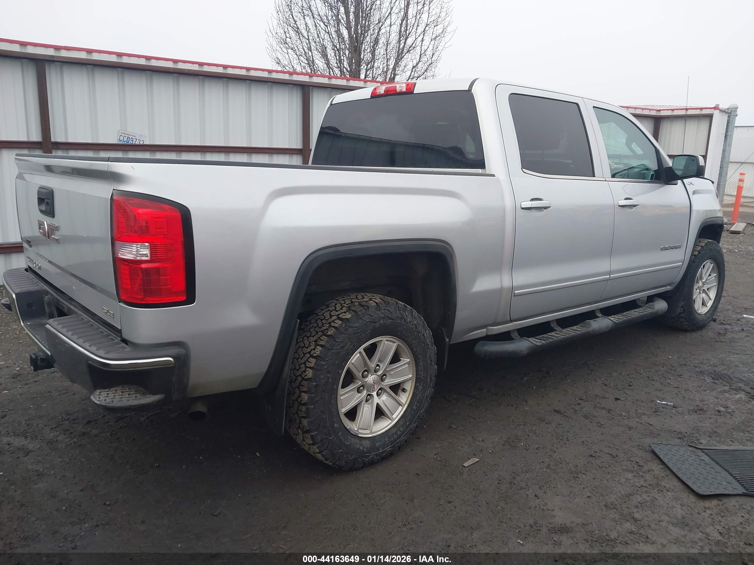 GMC SIERRA image 4