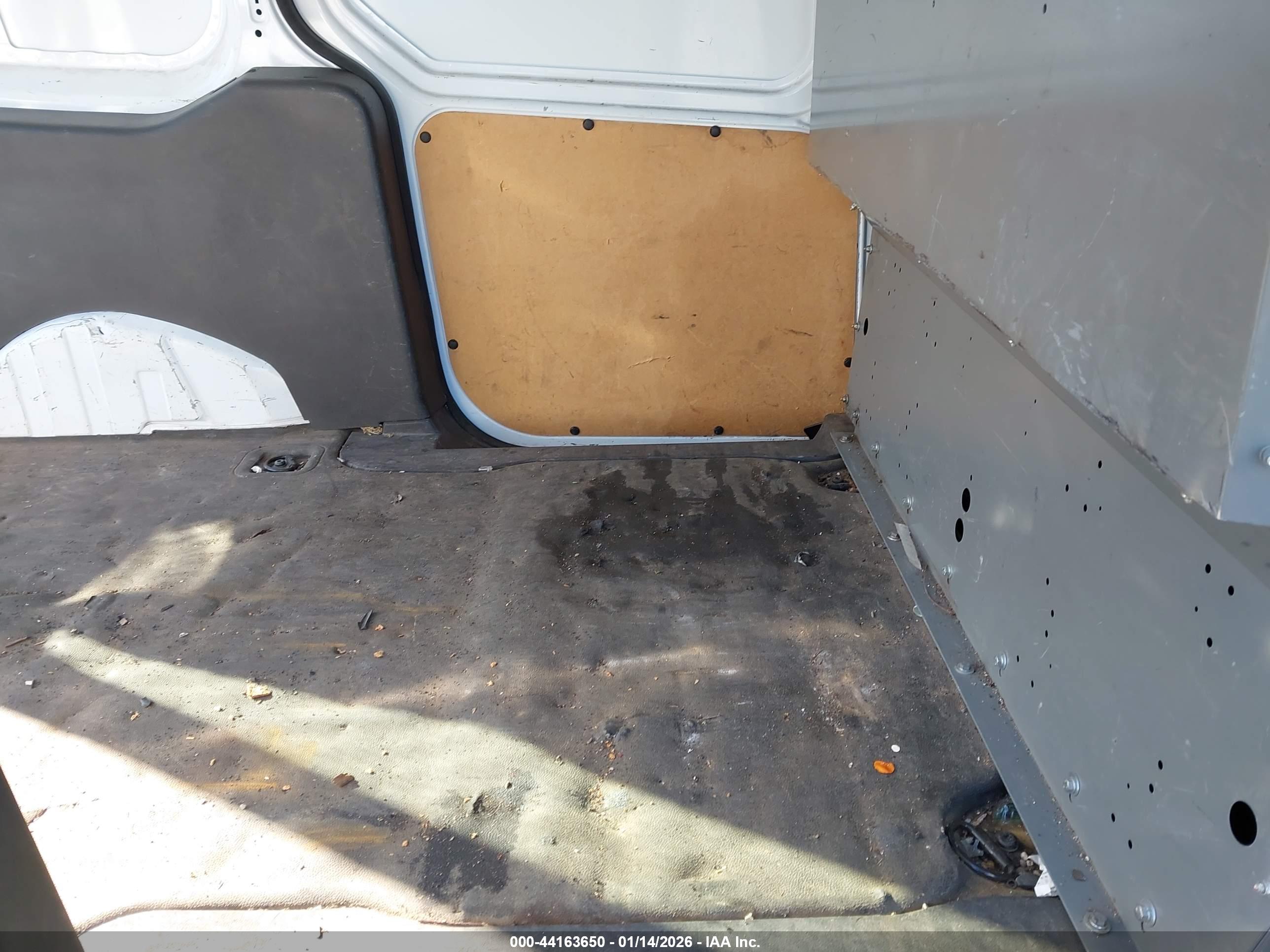 FORD TRANSIT image 8