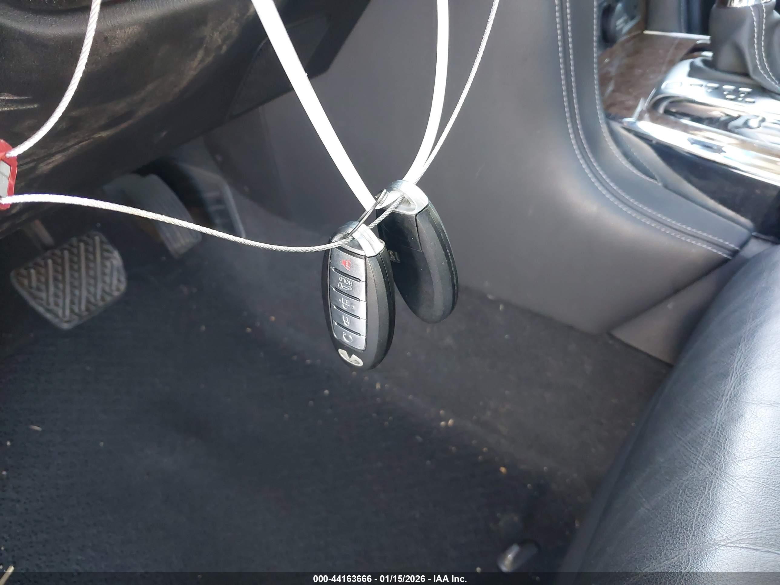 INFINITI QX80 image 11