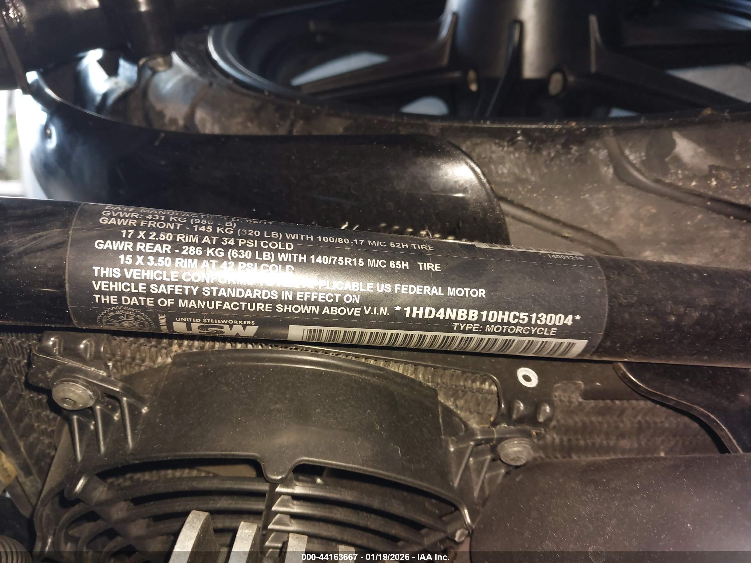 HARLEY-DAVIDSON XG750 image 10