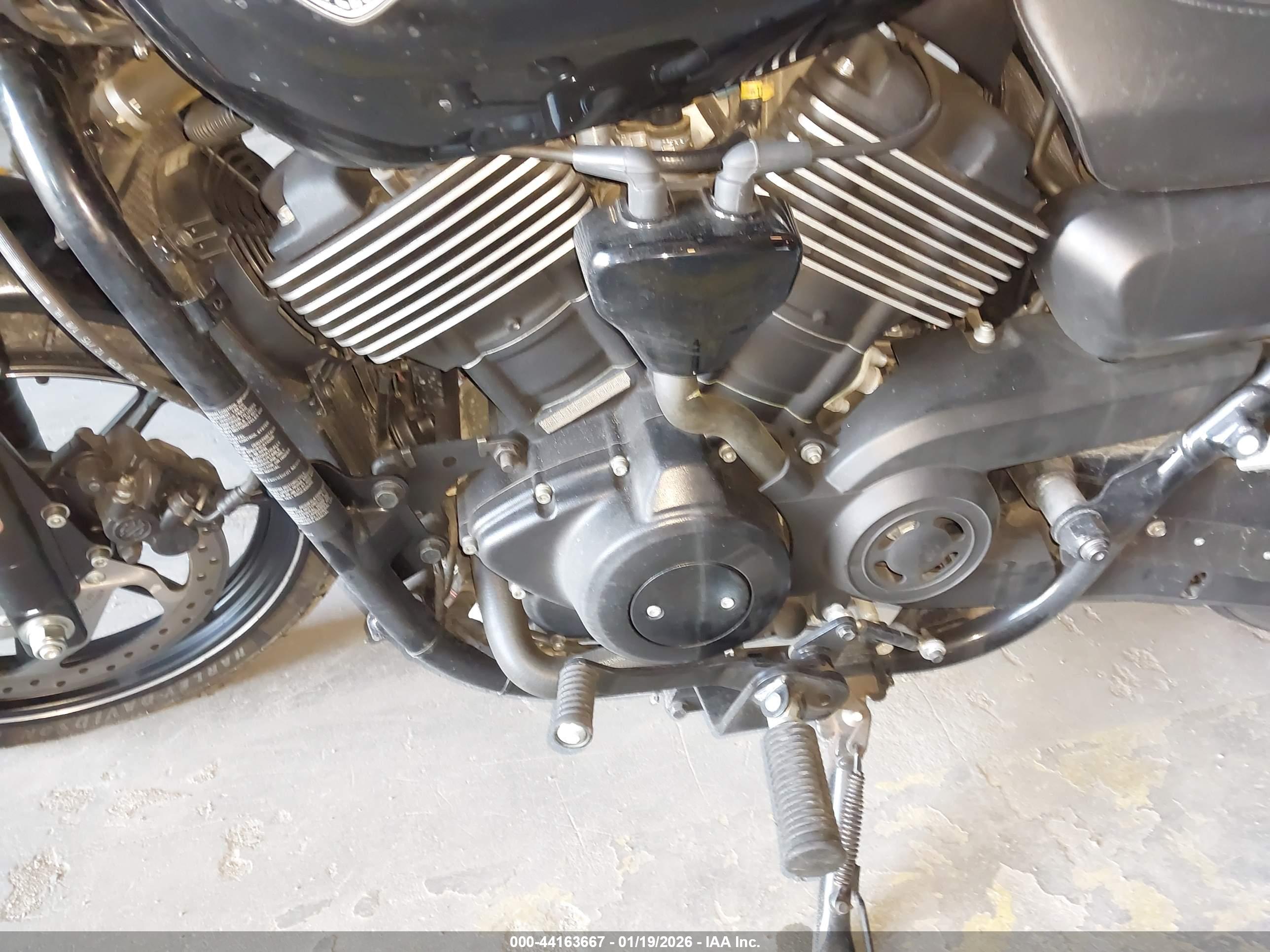 HARLEY-DAVIDSON XG750 image 9