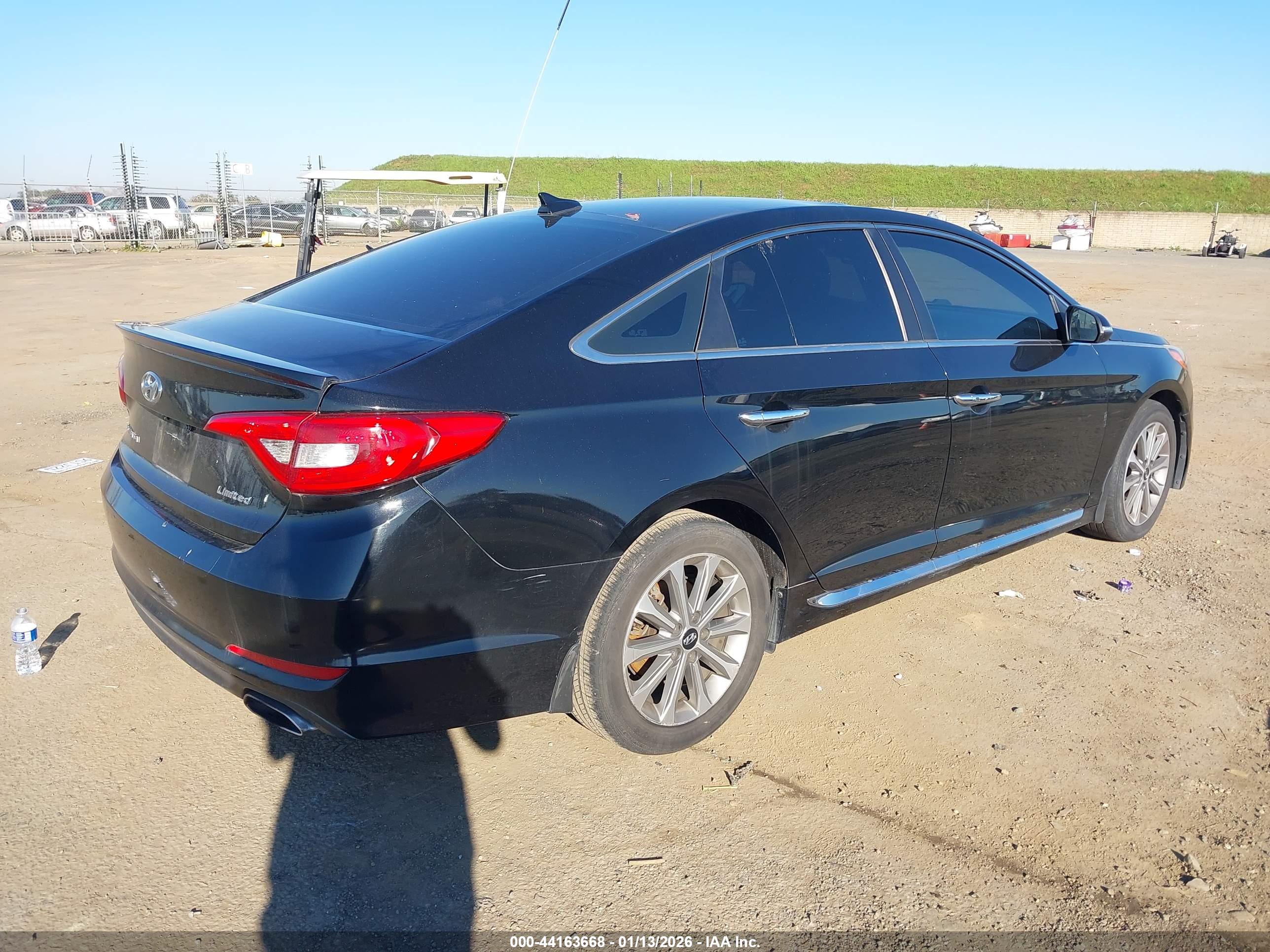 HYUNDAI SONATA image 4