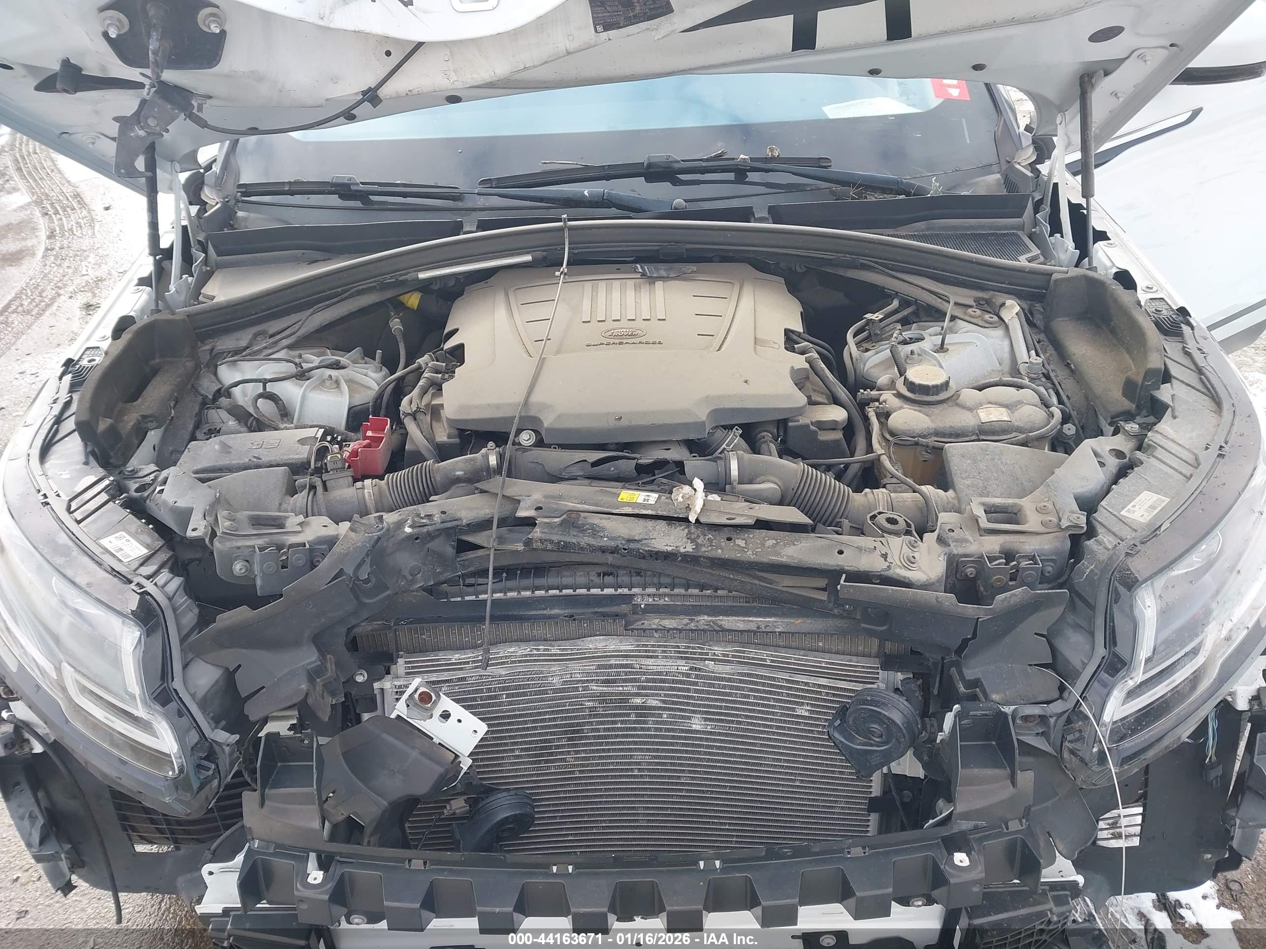 LAND ROVER image 10