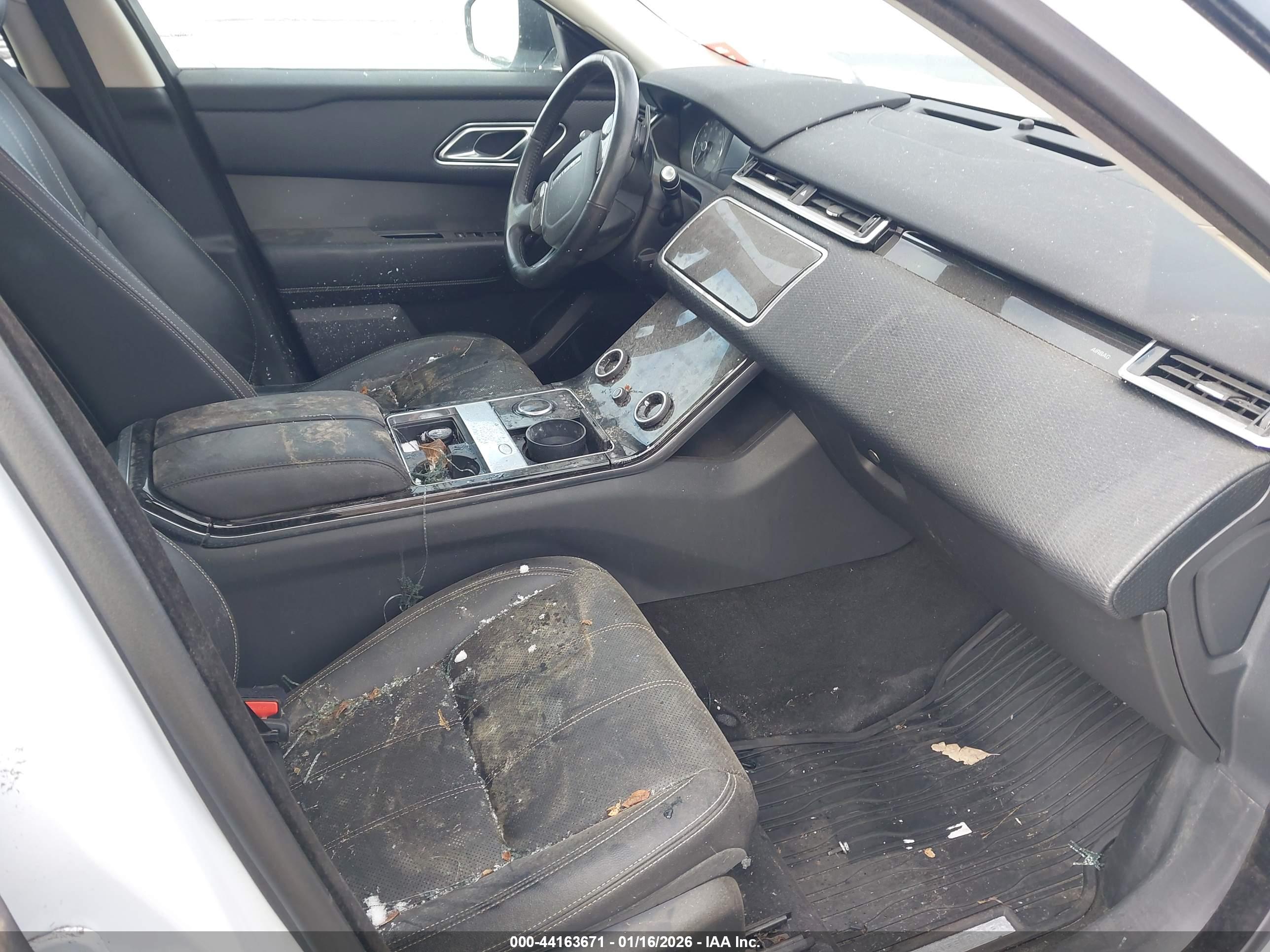 LAND ROVER image 5