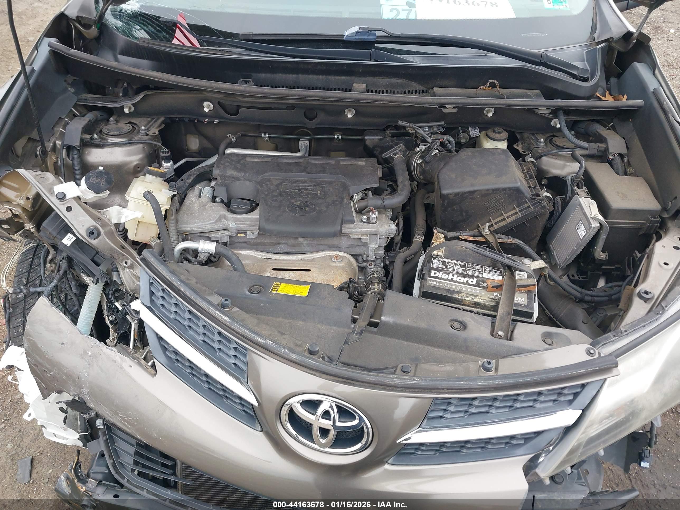TOYOTA RAV4 image 10