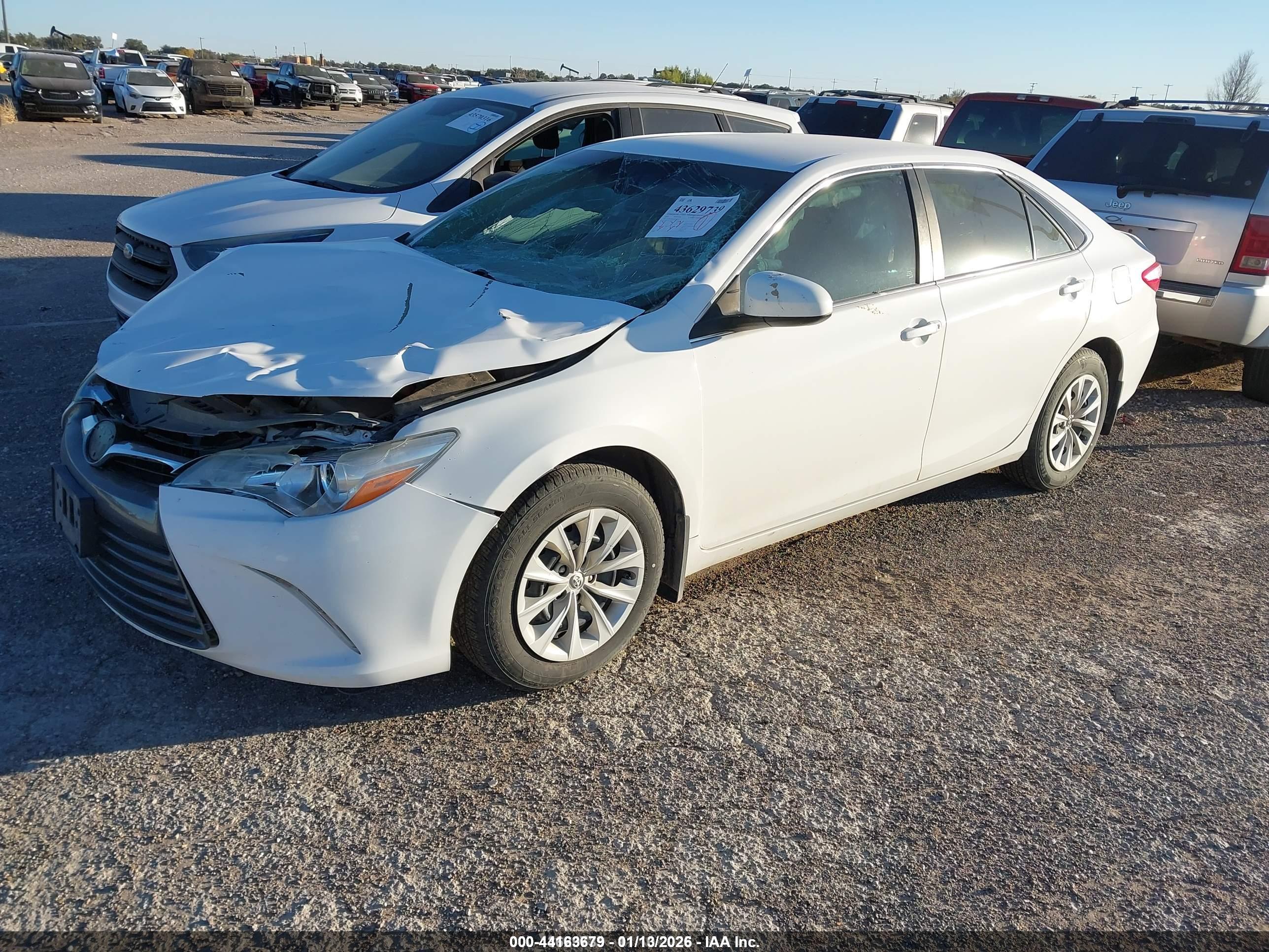 TOYOTA CAMRY image 2