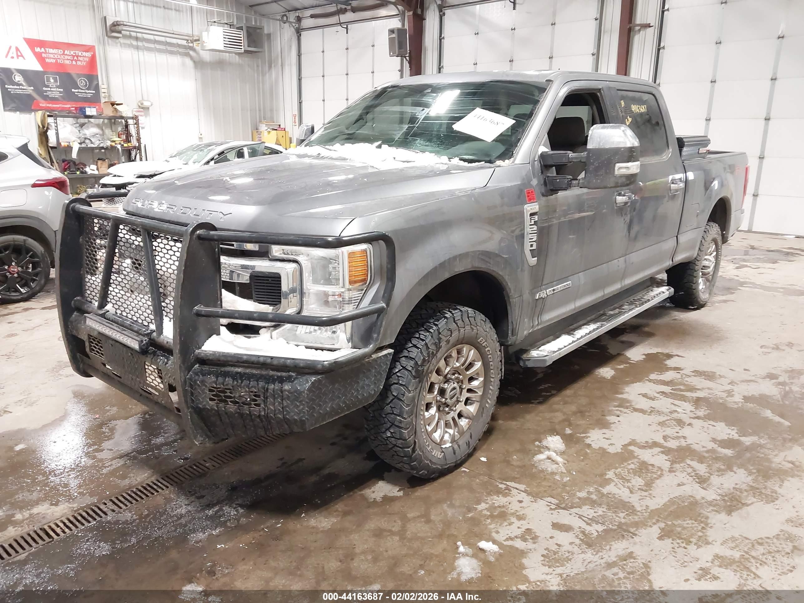 FORD F-250 image 2