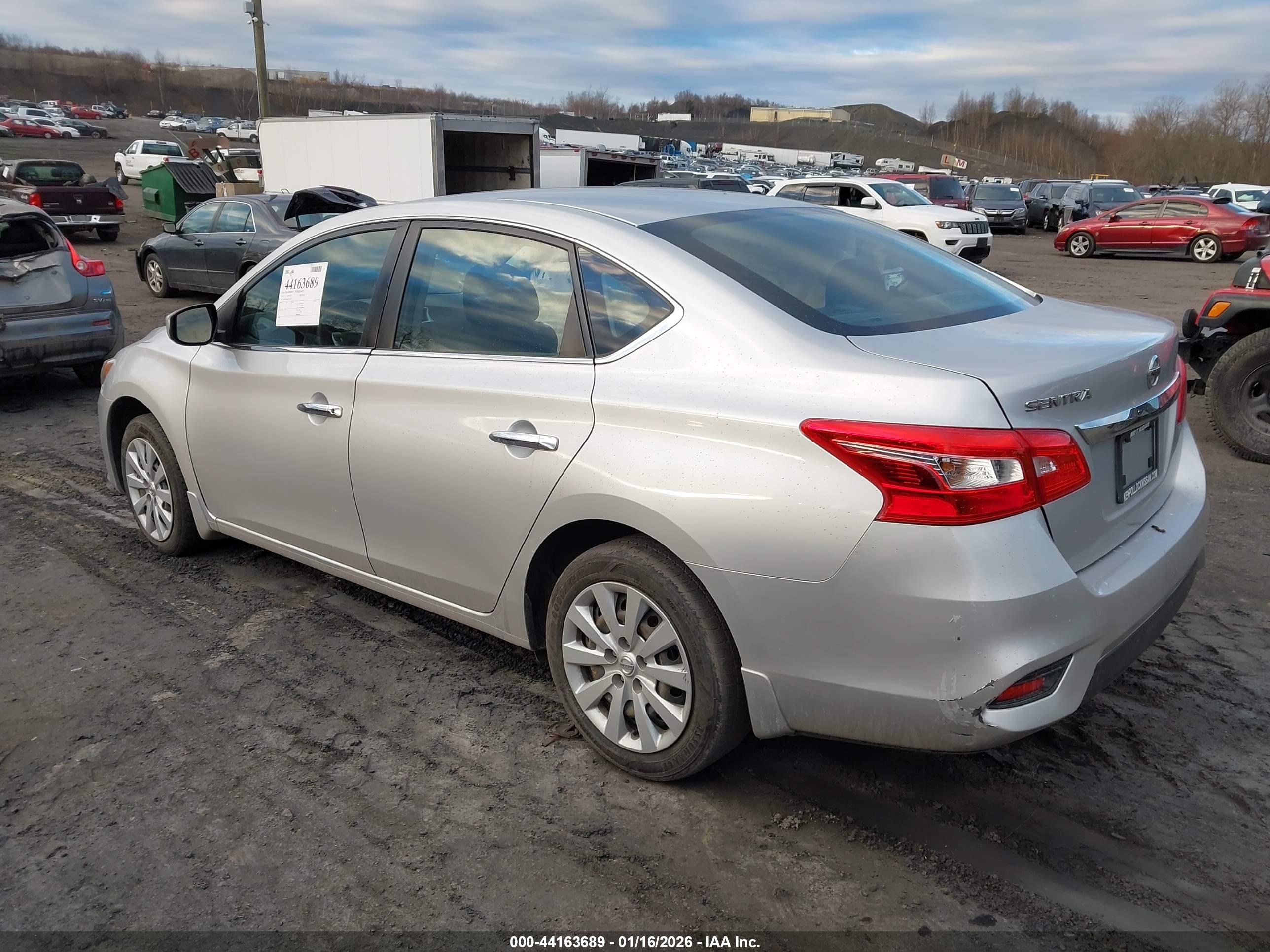 NISSAN SENTRA image 3