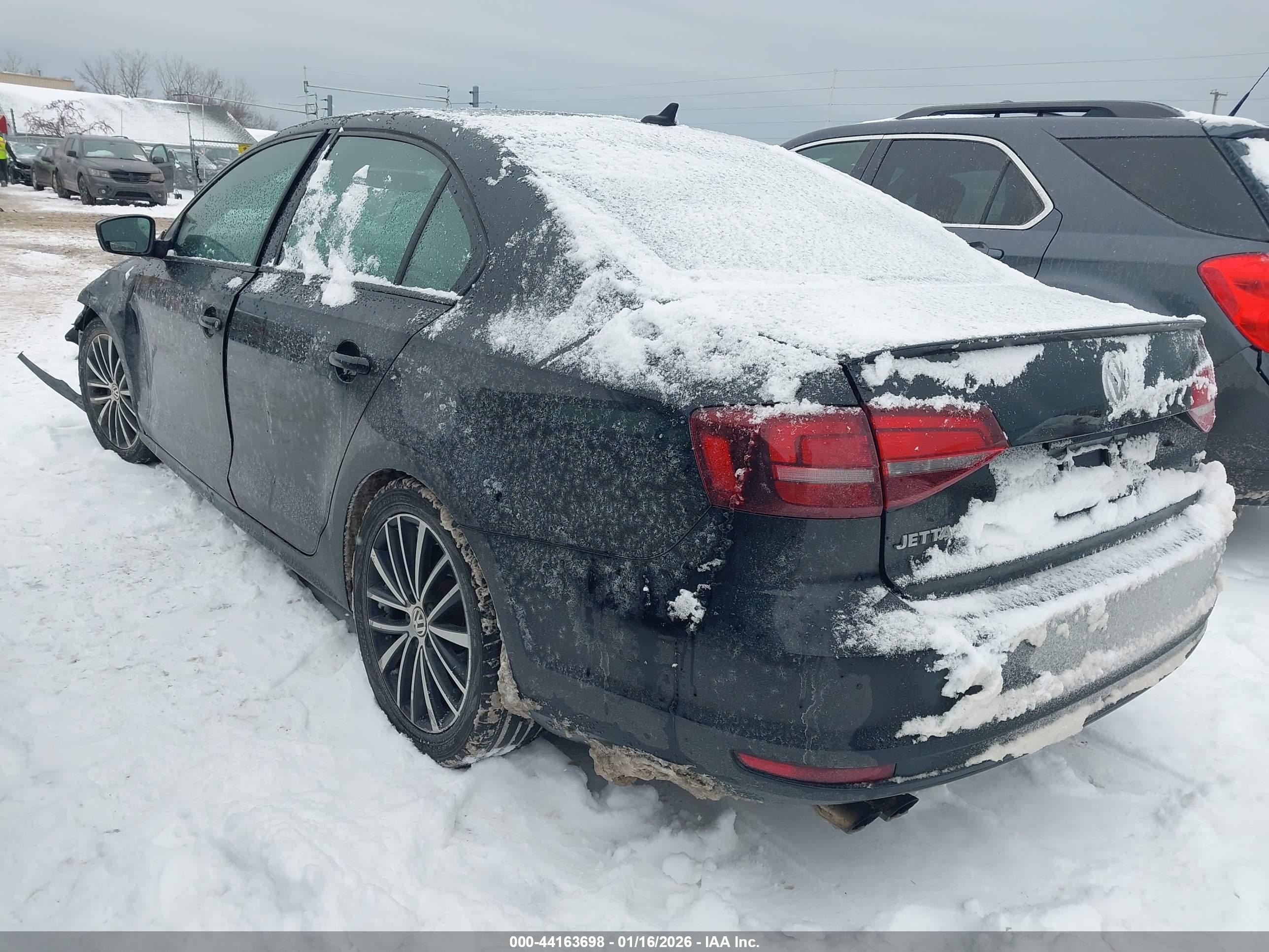 VOLKSWAGEN JETTA image 3
