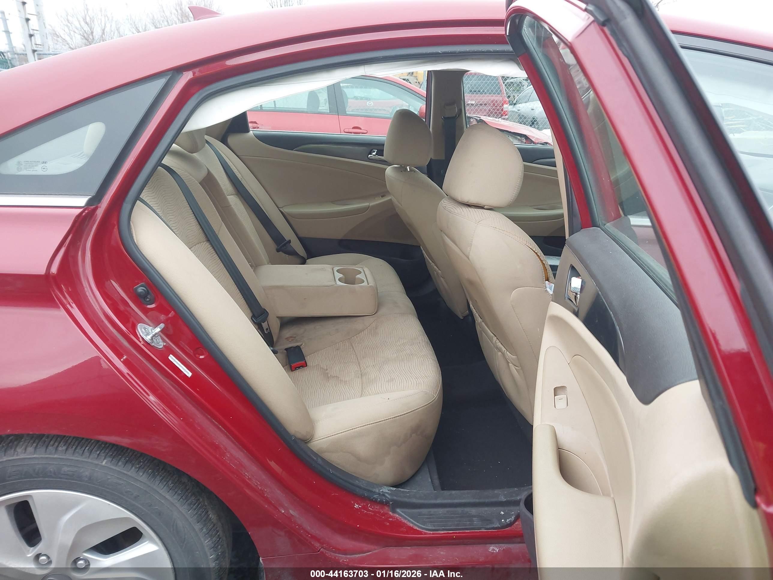 HYUNDAI SONATA image 8