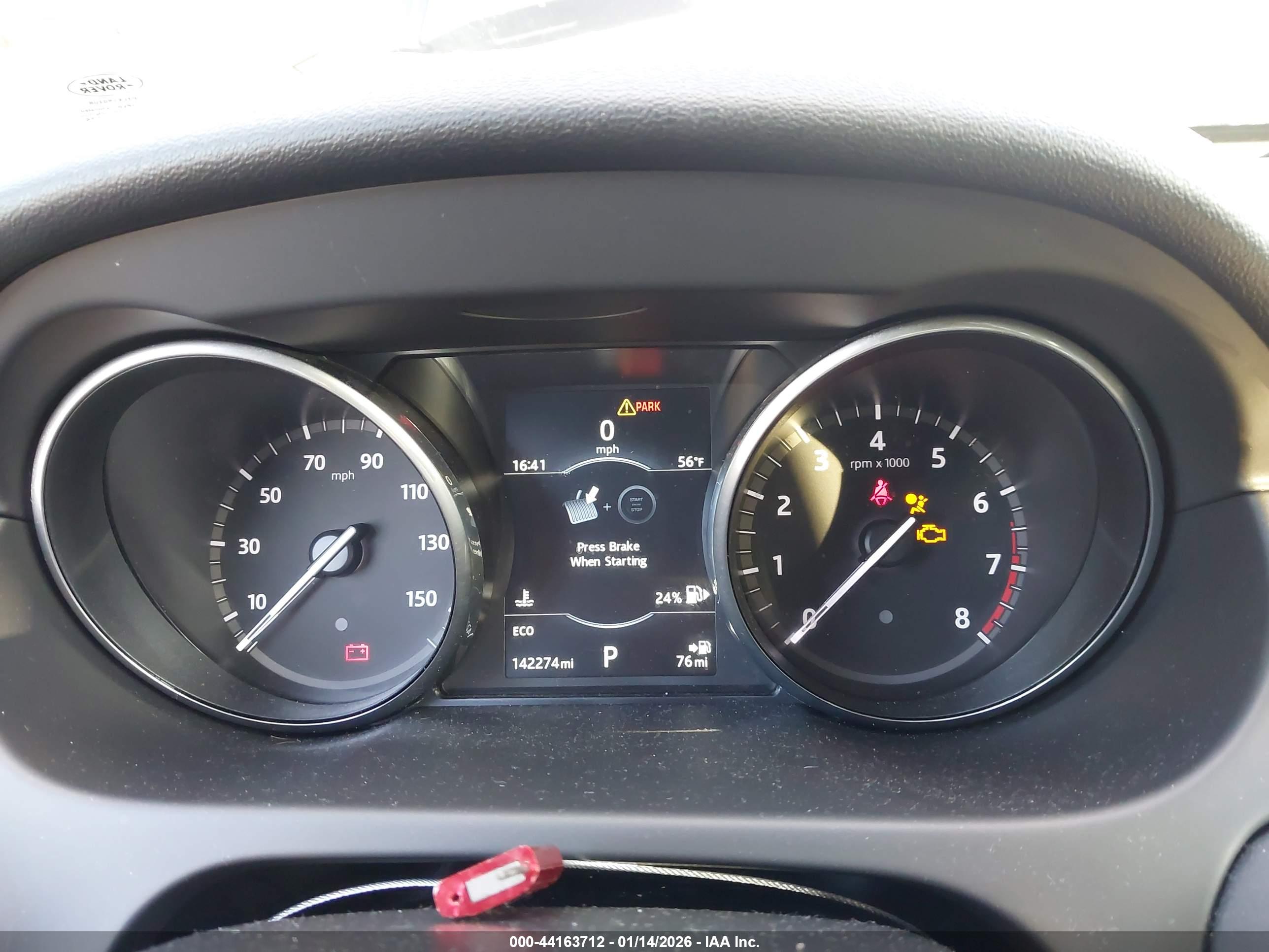 LAND ROVER image 7