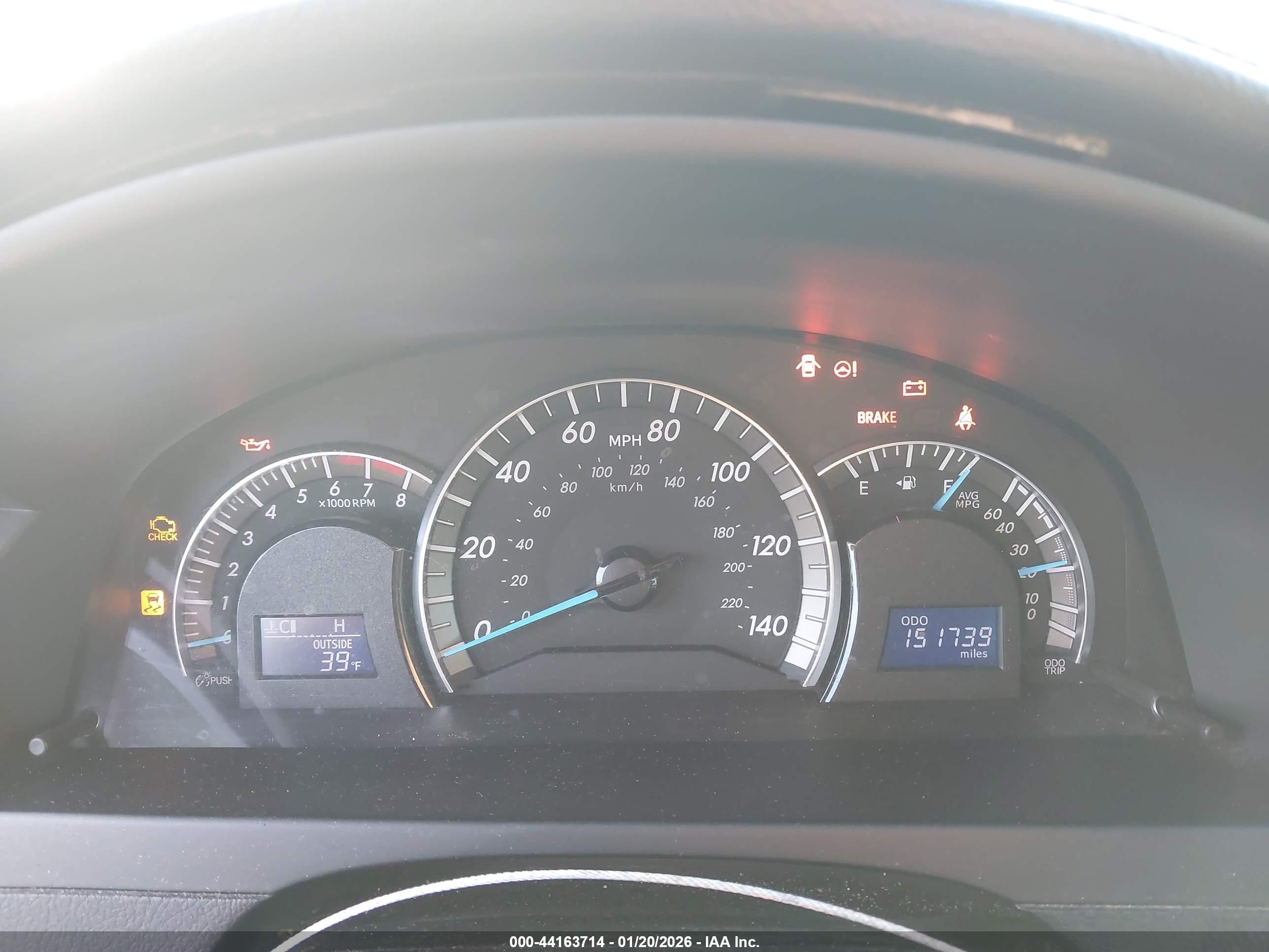 TOYOTA CAMRY image 7