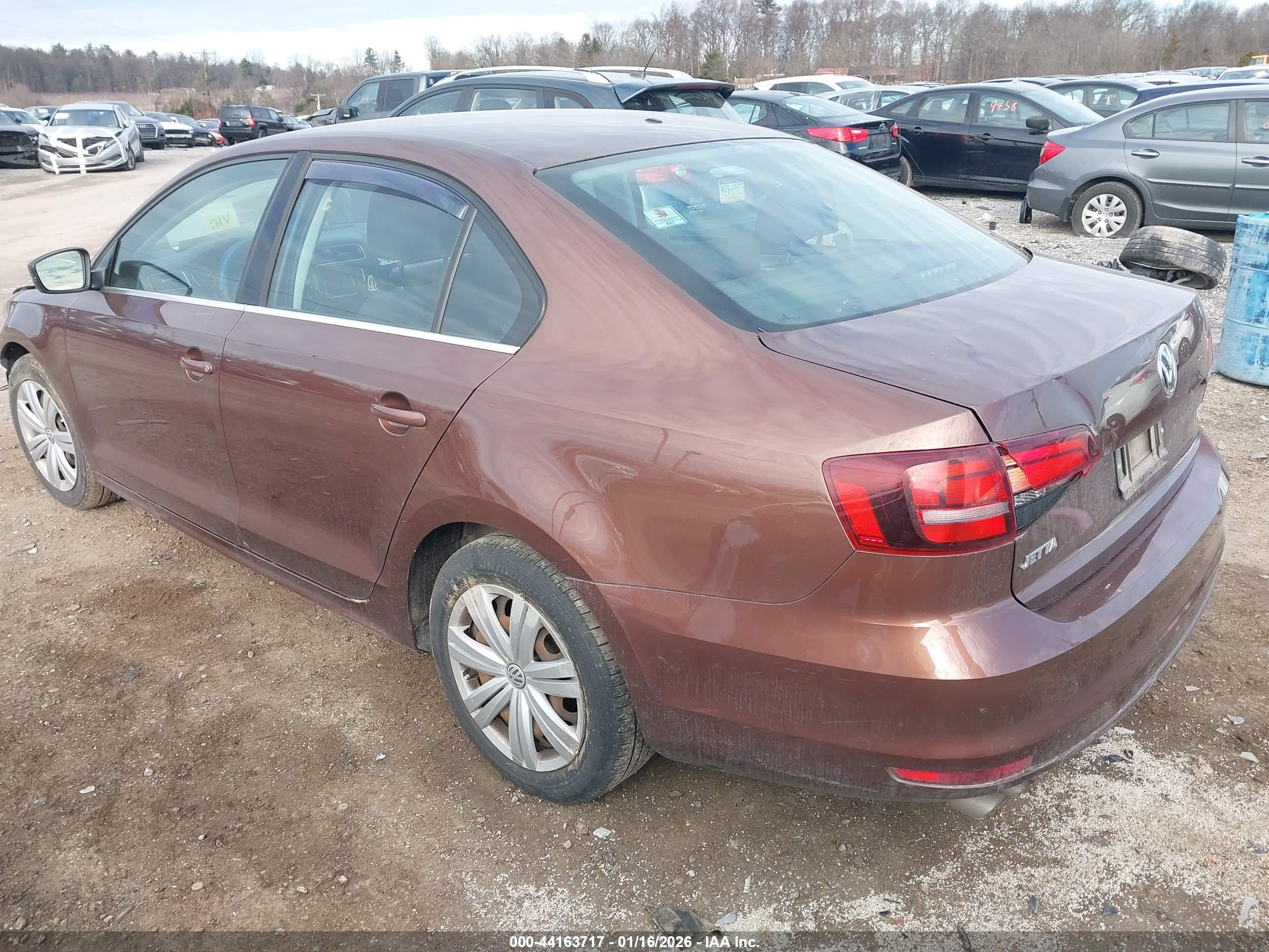 VOLKSWAGEN JETTA image 3