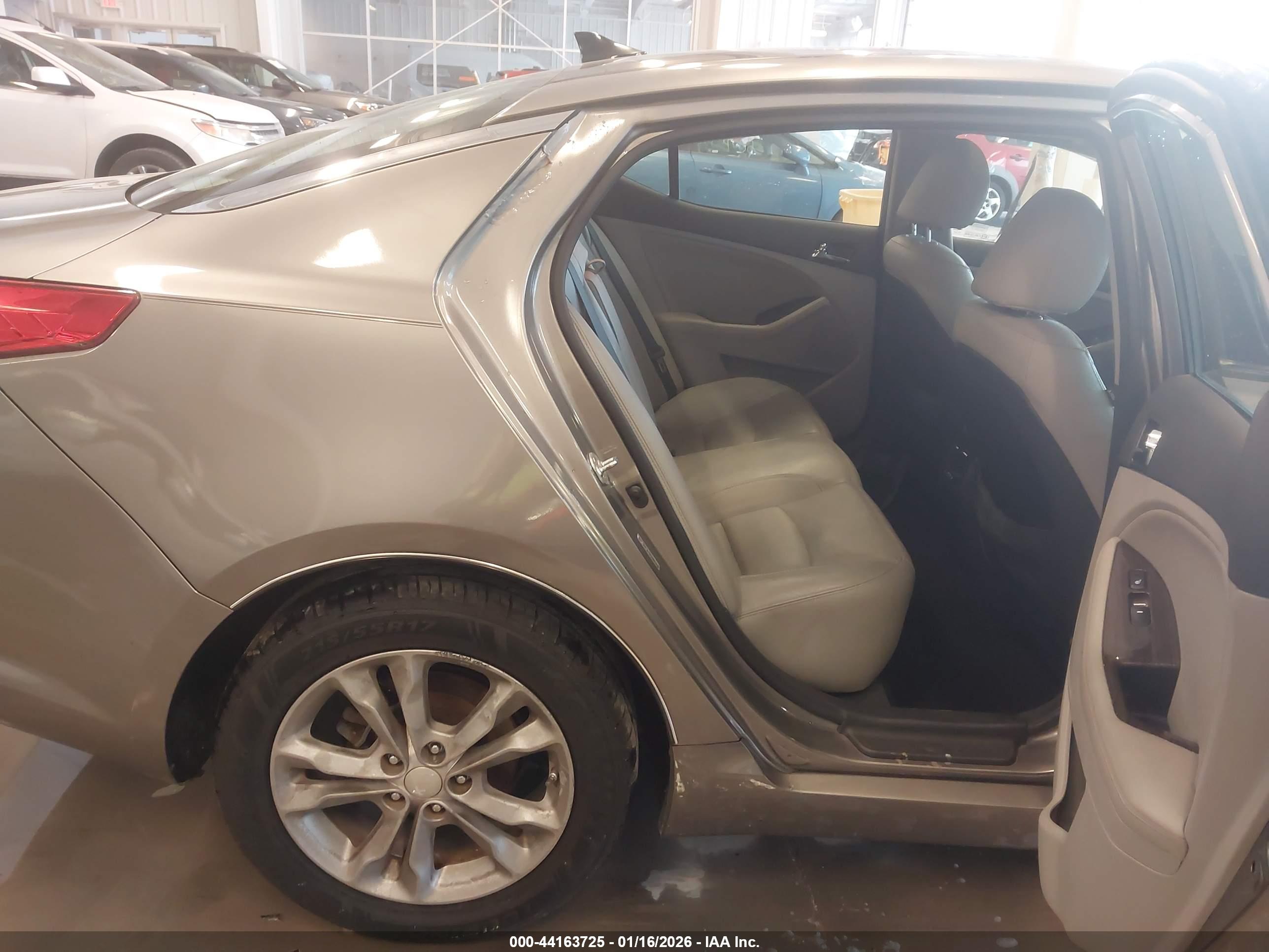KIA OPTIMA image 8