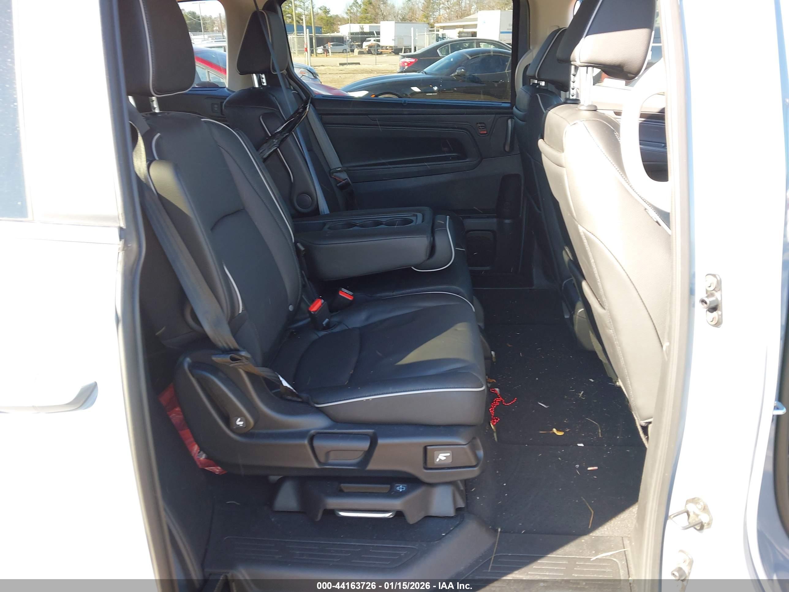 HONDA ODYSSEY image 8