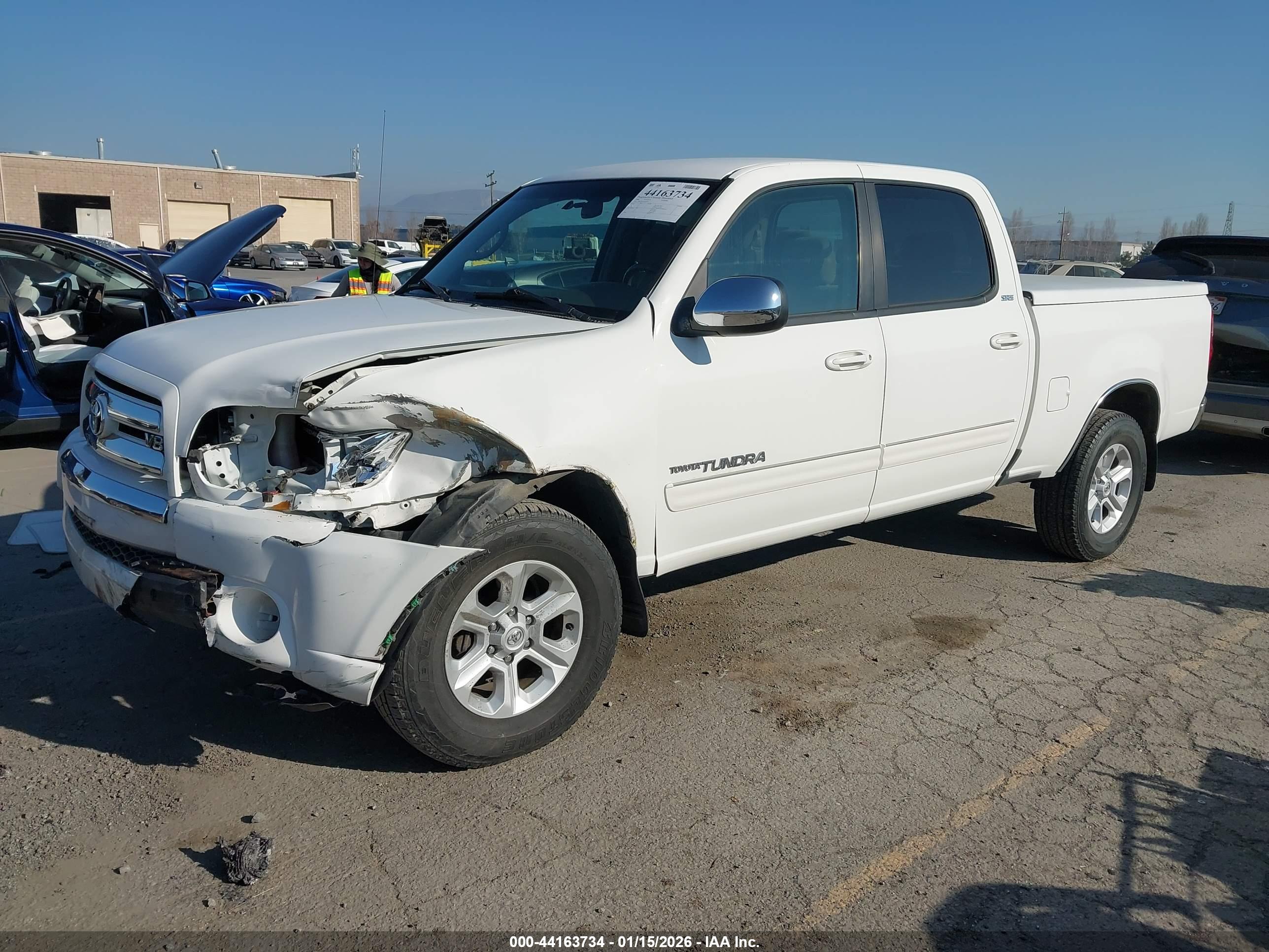 TOYOTA TUNDRA image 2