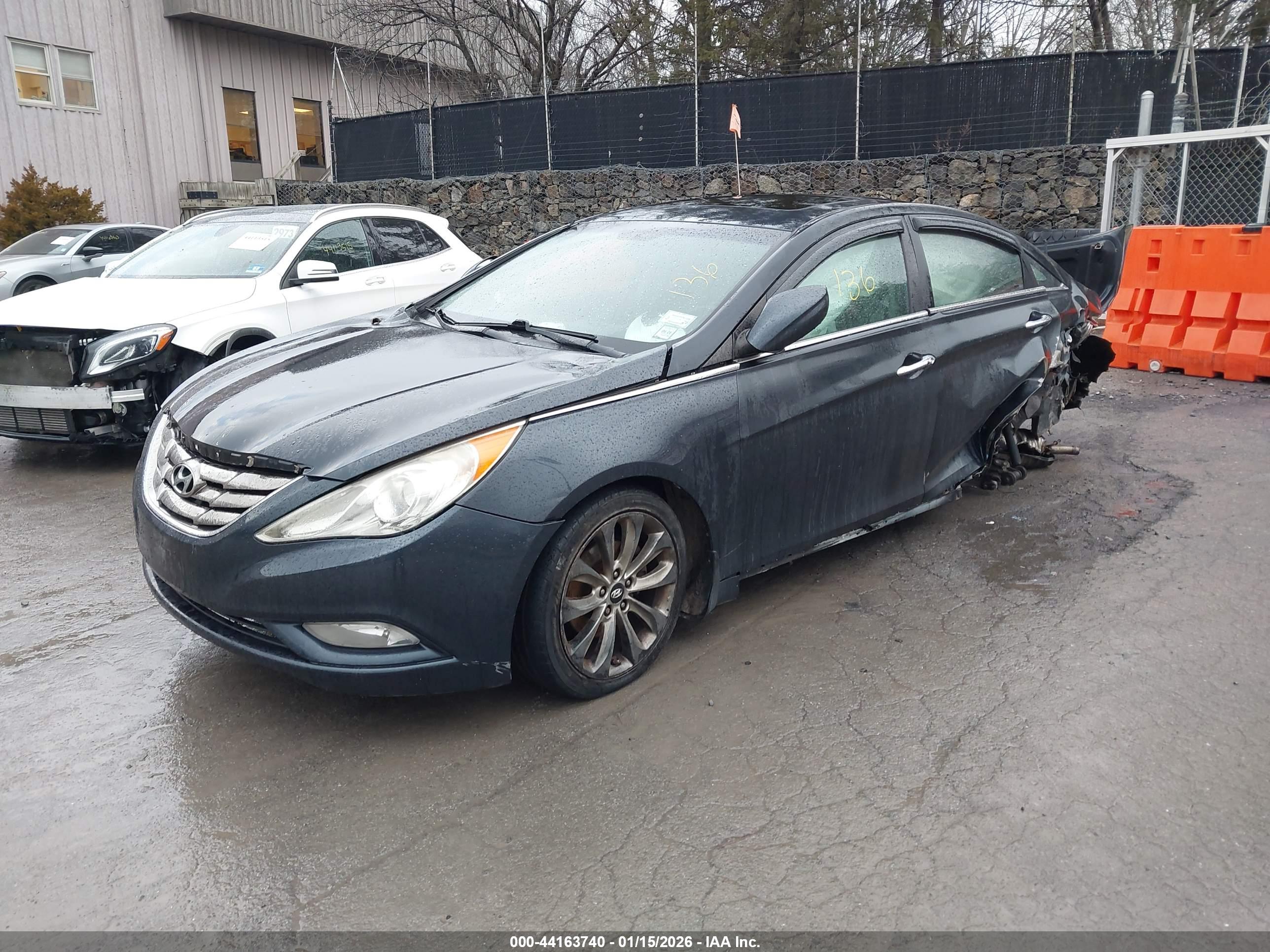 HYUNDAI SONATA image 2