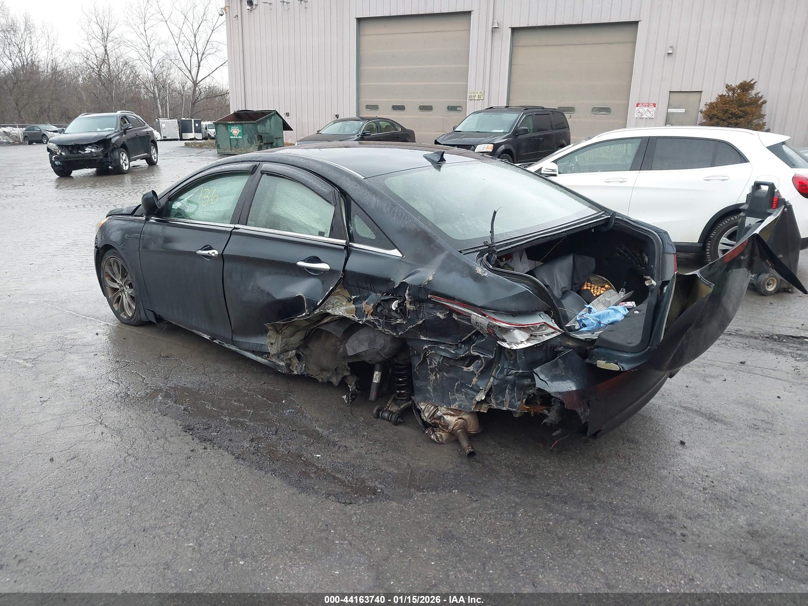 HYUNDAI SONATA image 3