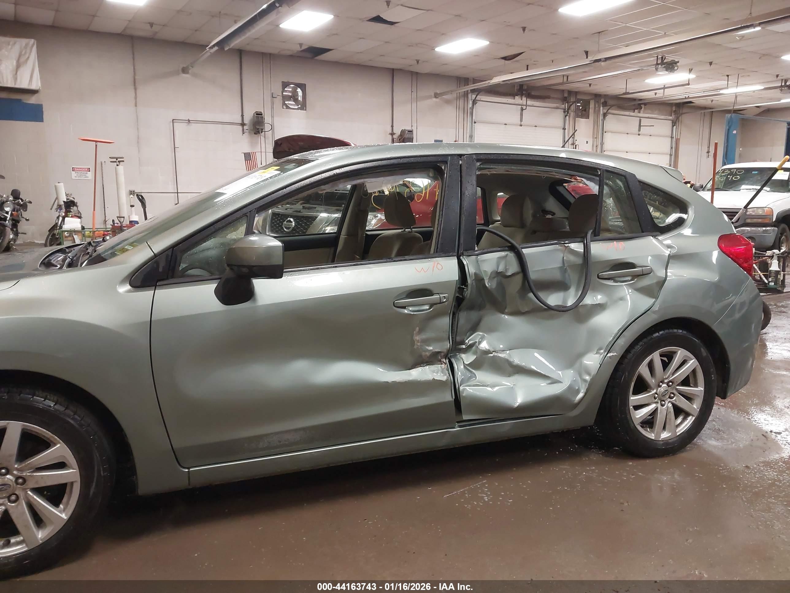 SUBARU IMPREZA image 6
