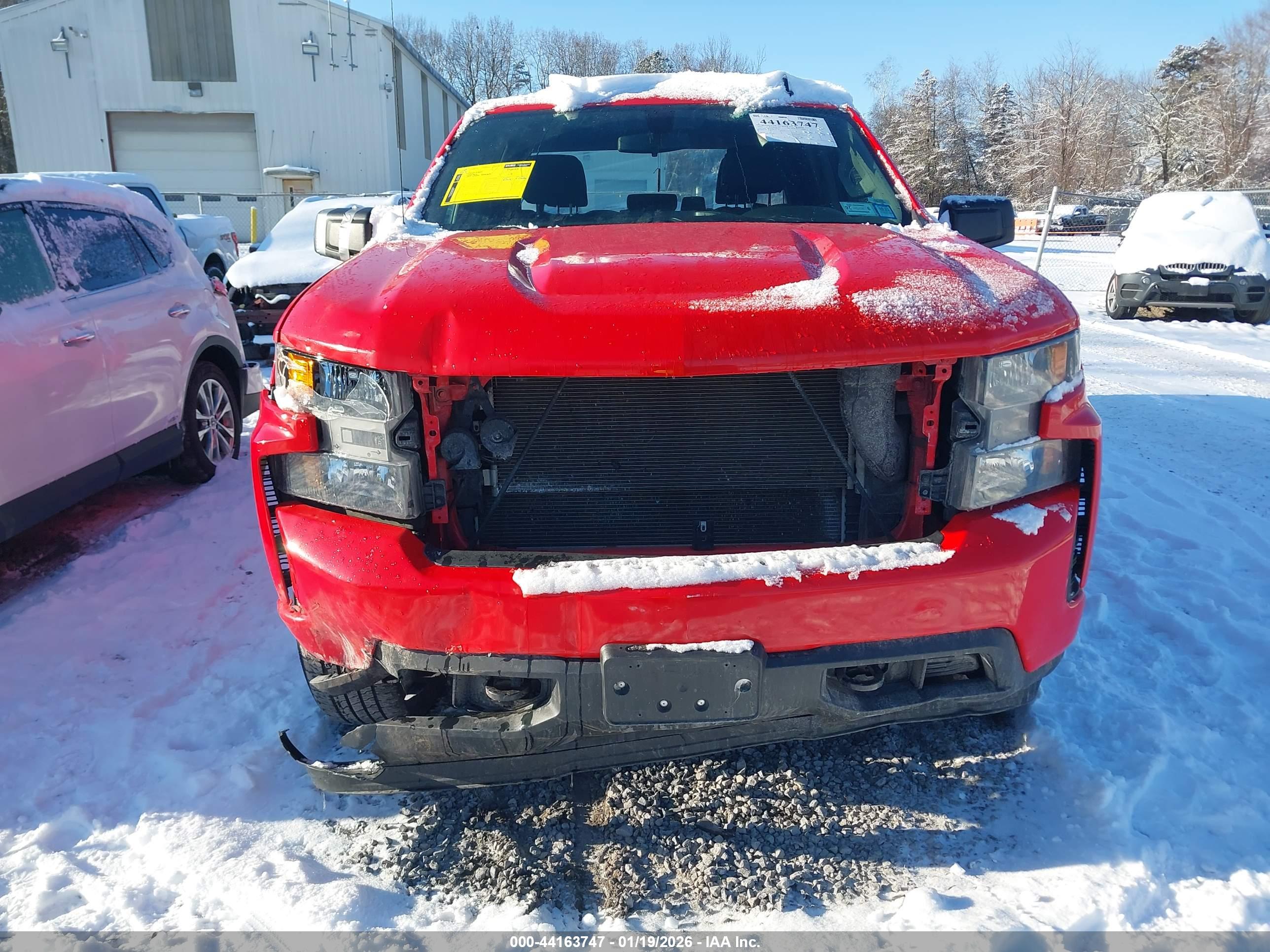 CHEVROLET SILVERADO image 6