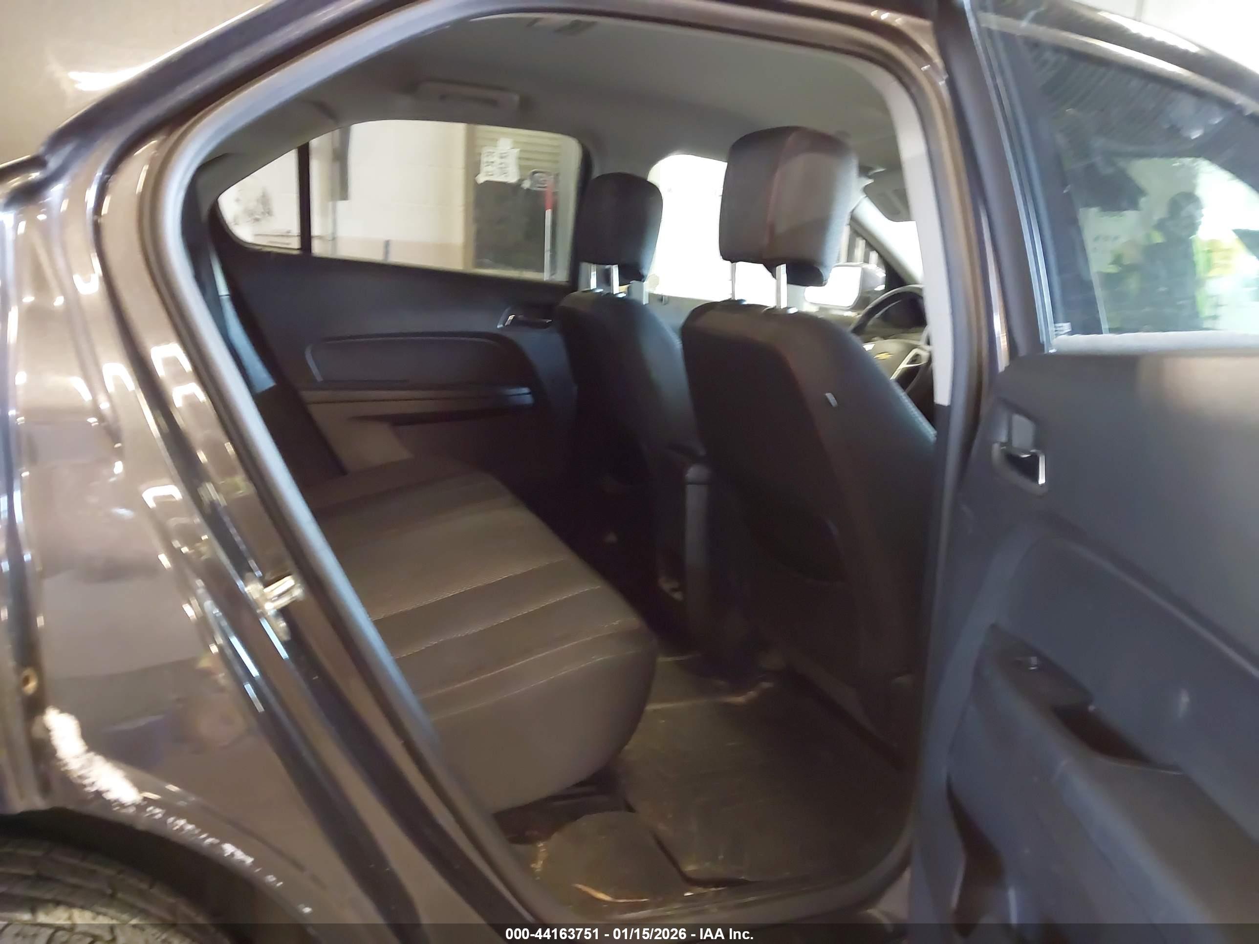 CHEVROLET EQUINOX image 8