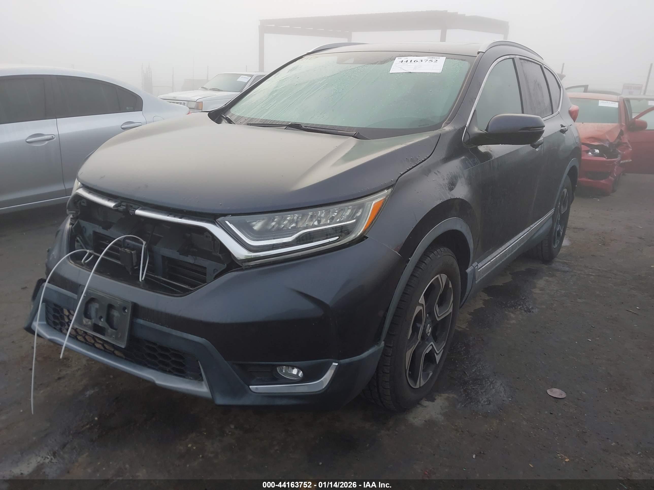 HONDA CR-V image 2