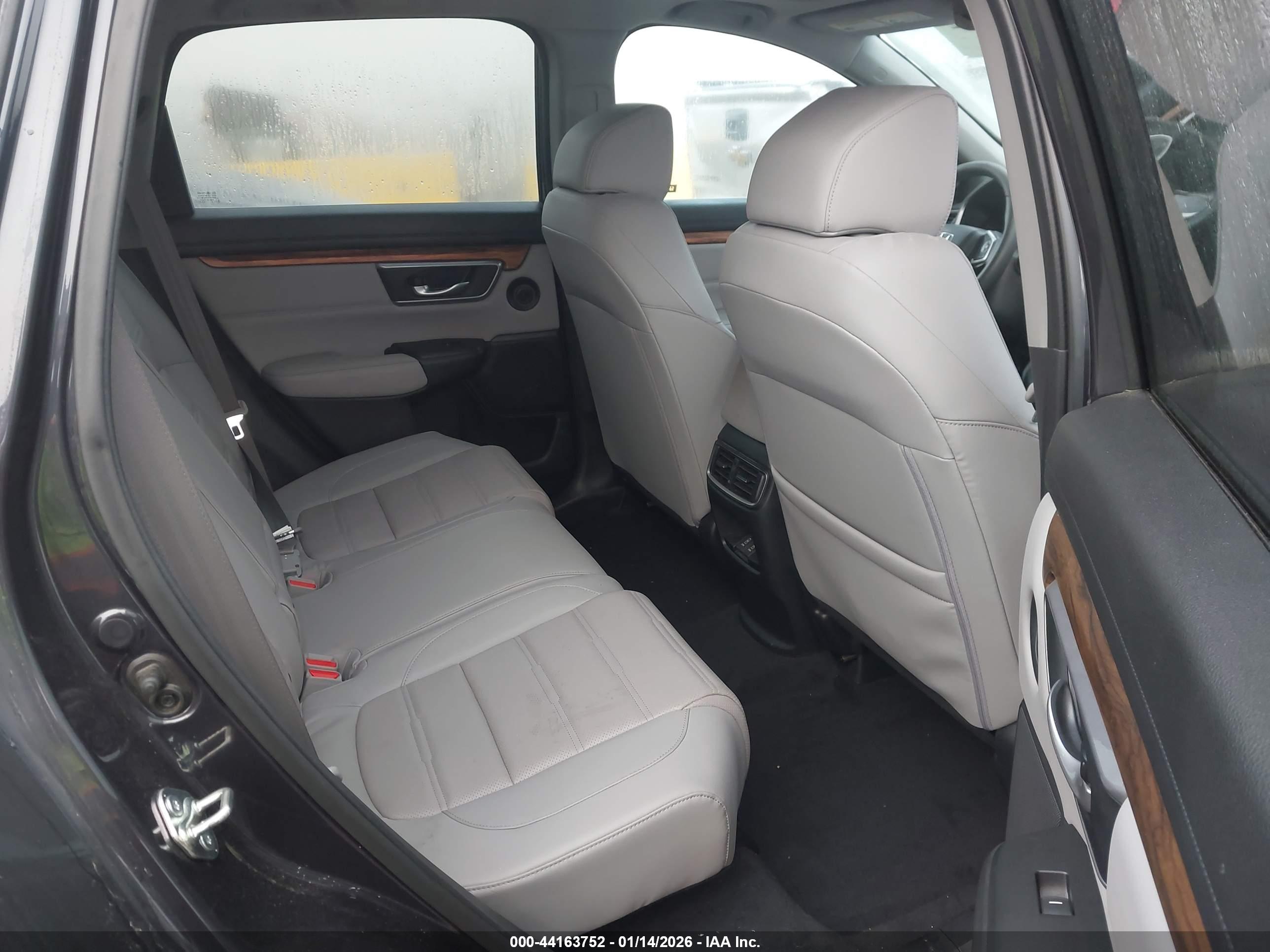 HONDA CR-V image 8