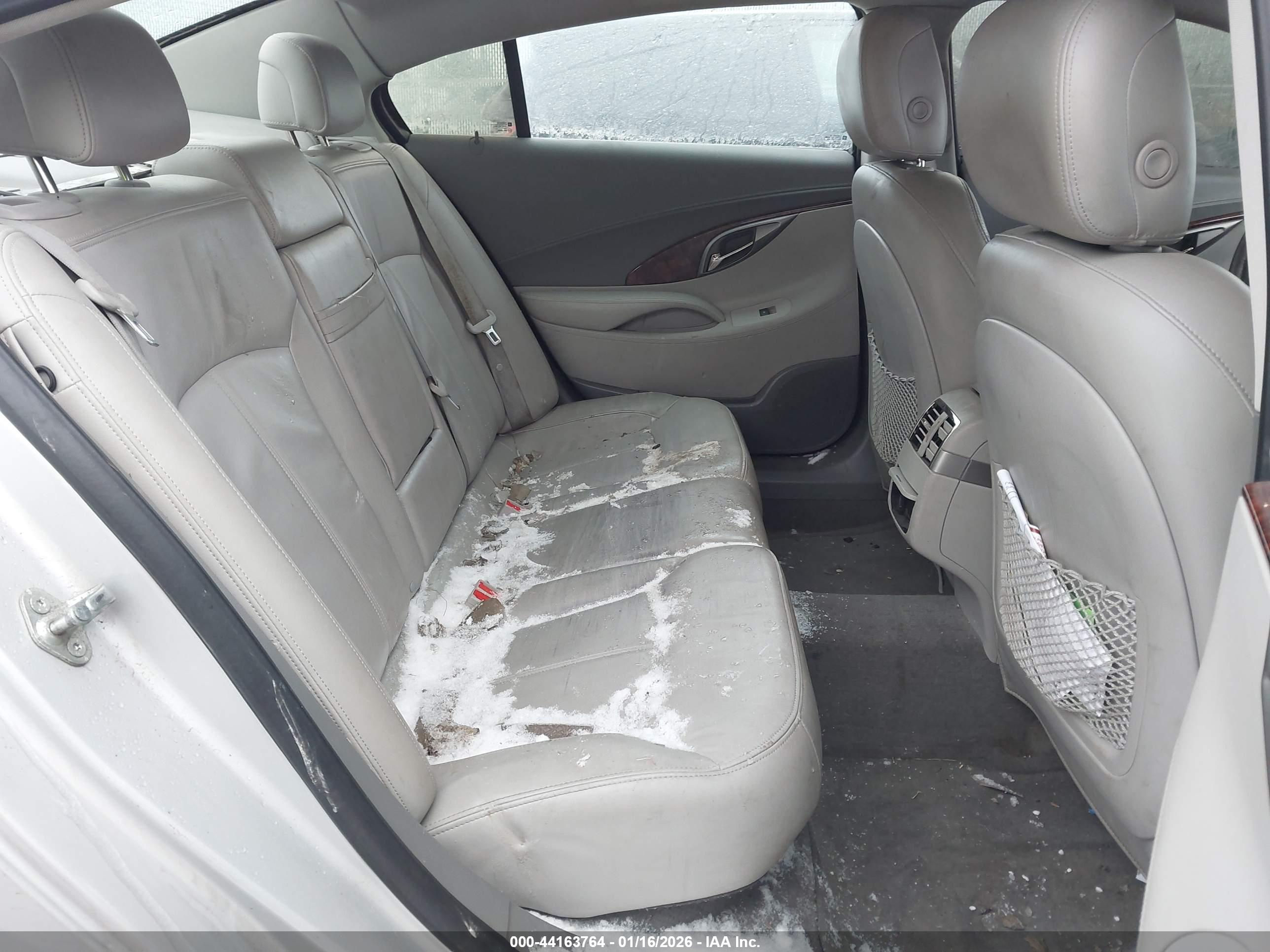 BUICK LACROSSE image 8