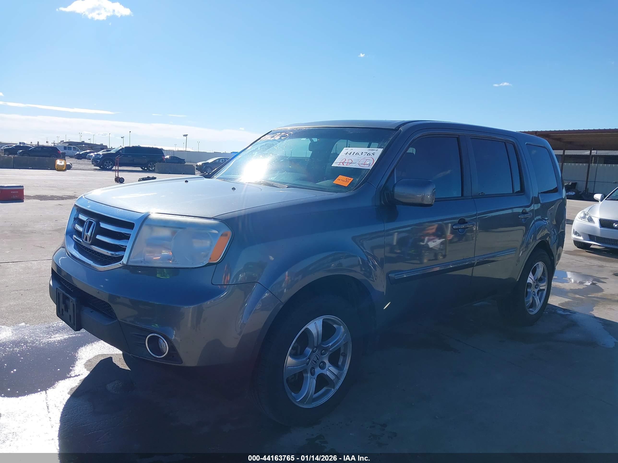 HONDA PILOT image 2