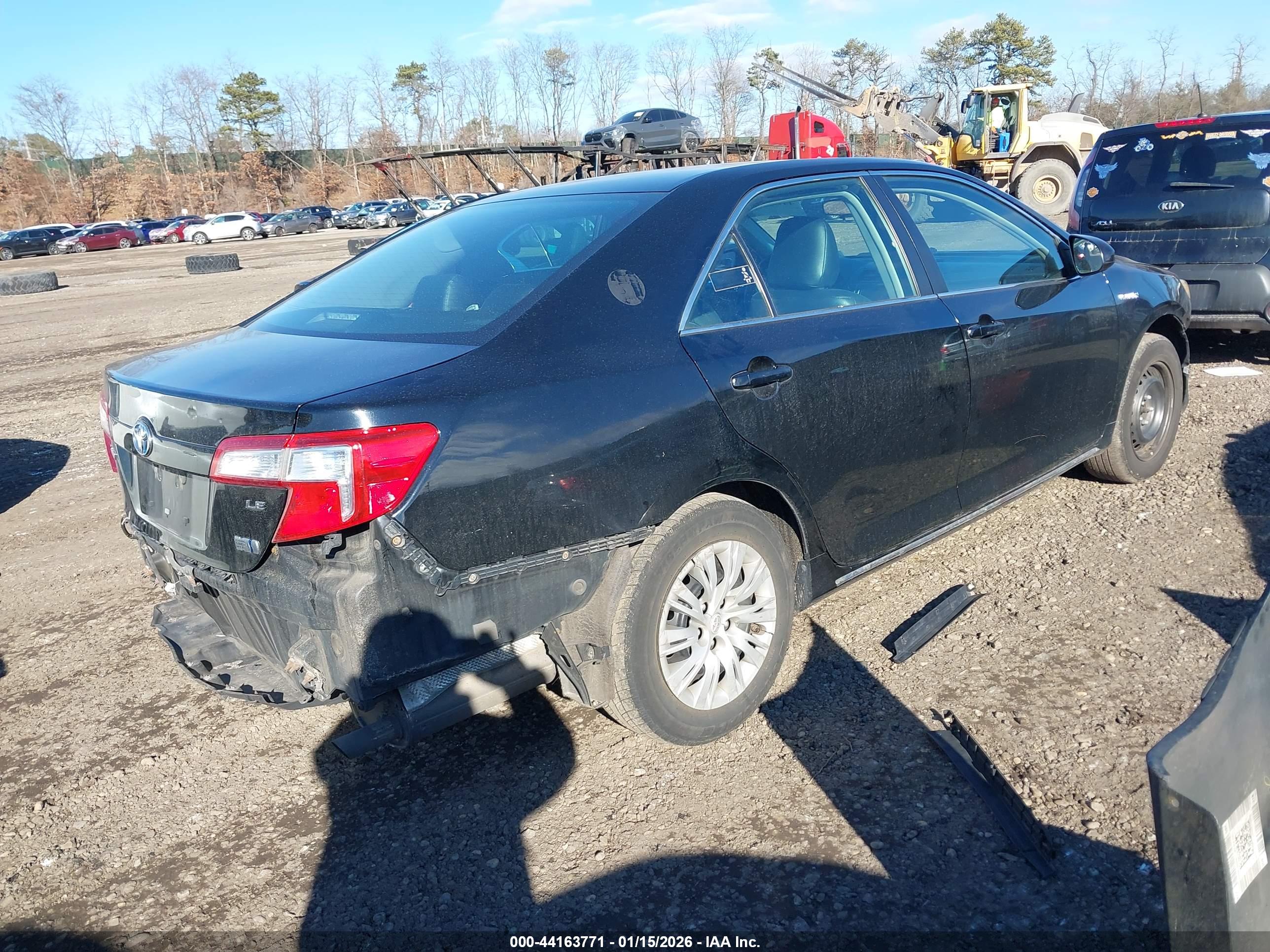 TOYOTA CAMRY image 4