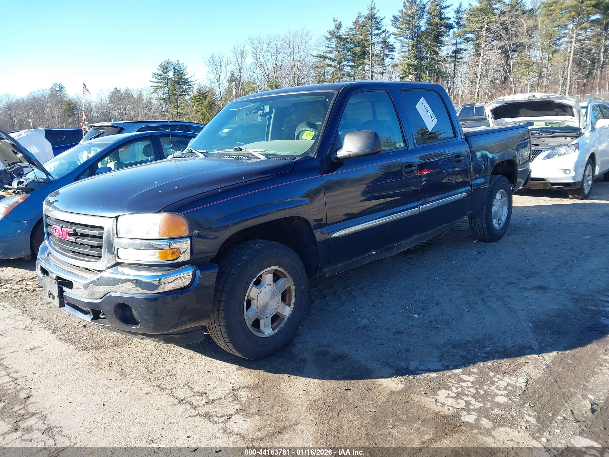 GMC SIERRA image 2