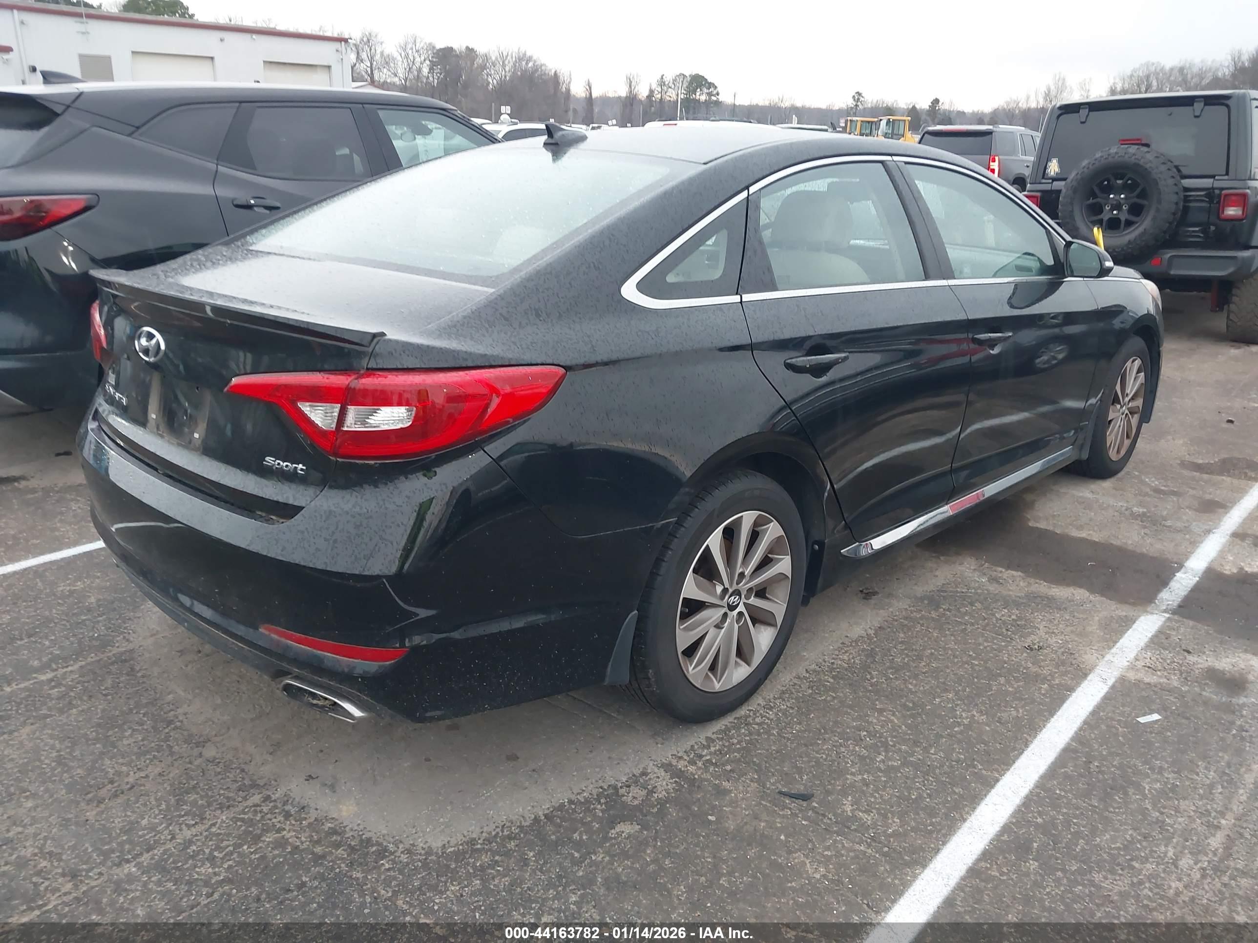HYUNDAI SONATA image 4