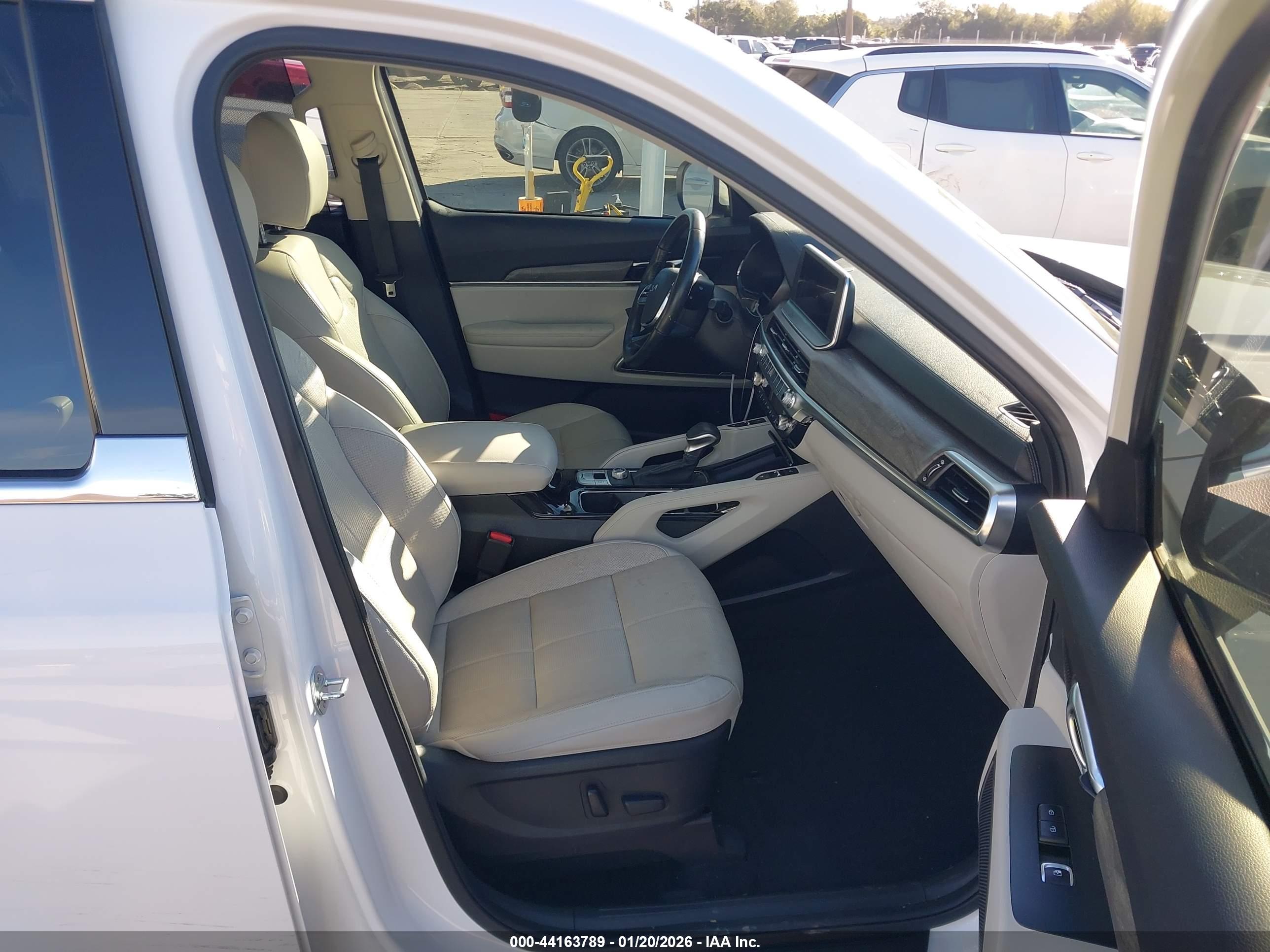 KIA TELLURIDE image 5