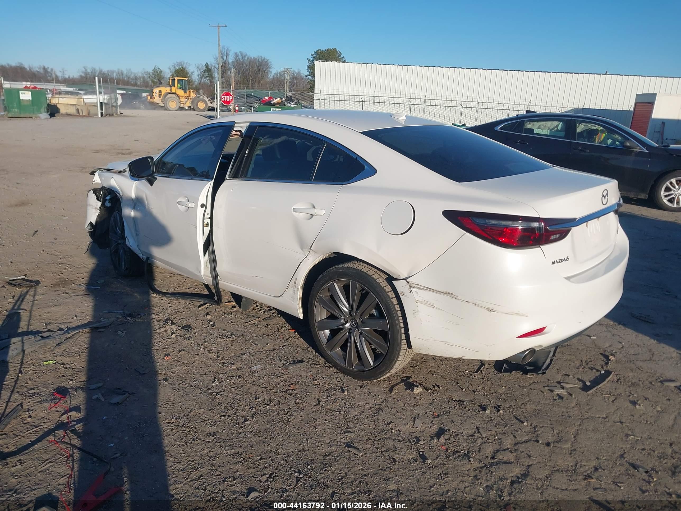 MAZDA MAZDA6 image 3