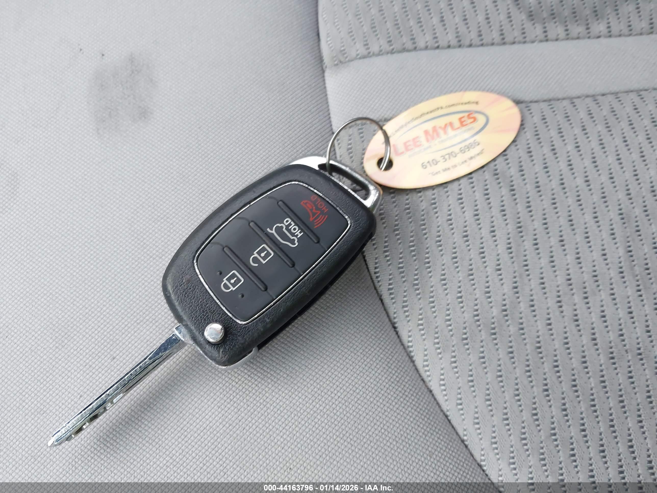 HYUNDAI SONATA image 11