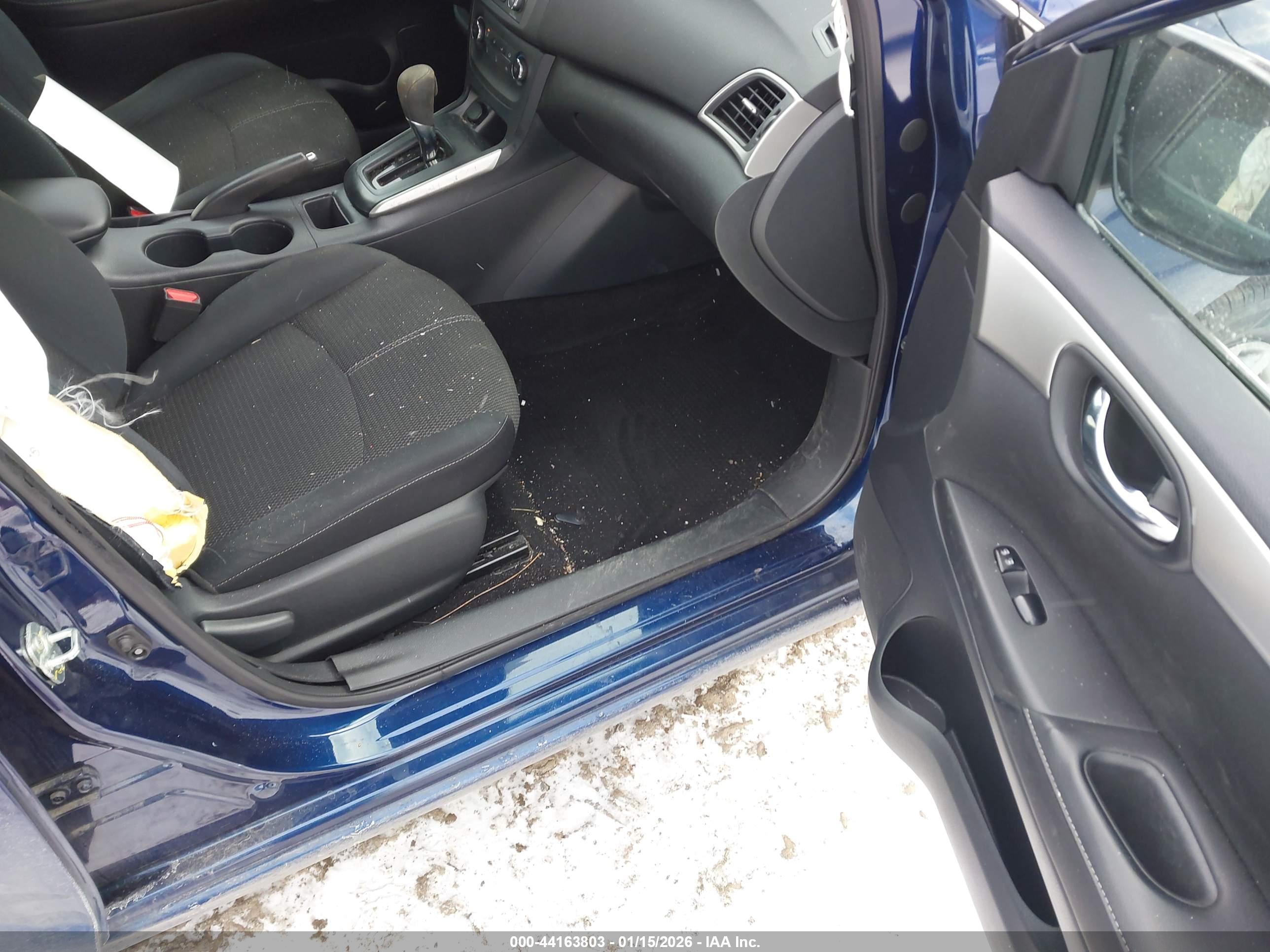 NISSAN SENTRA image 5